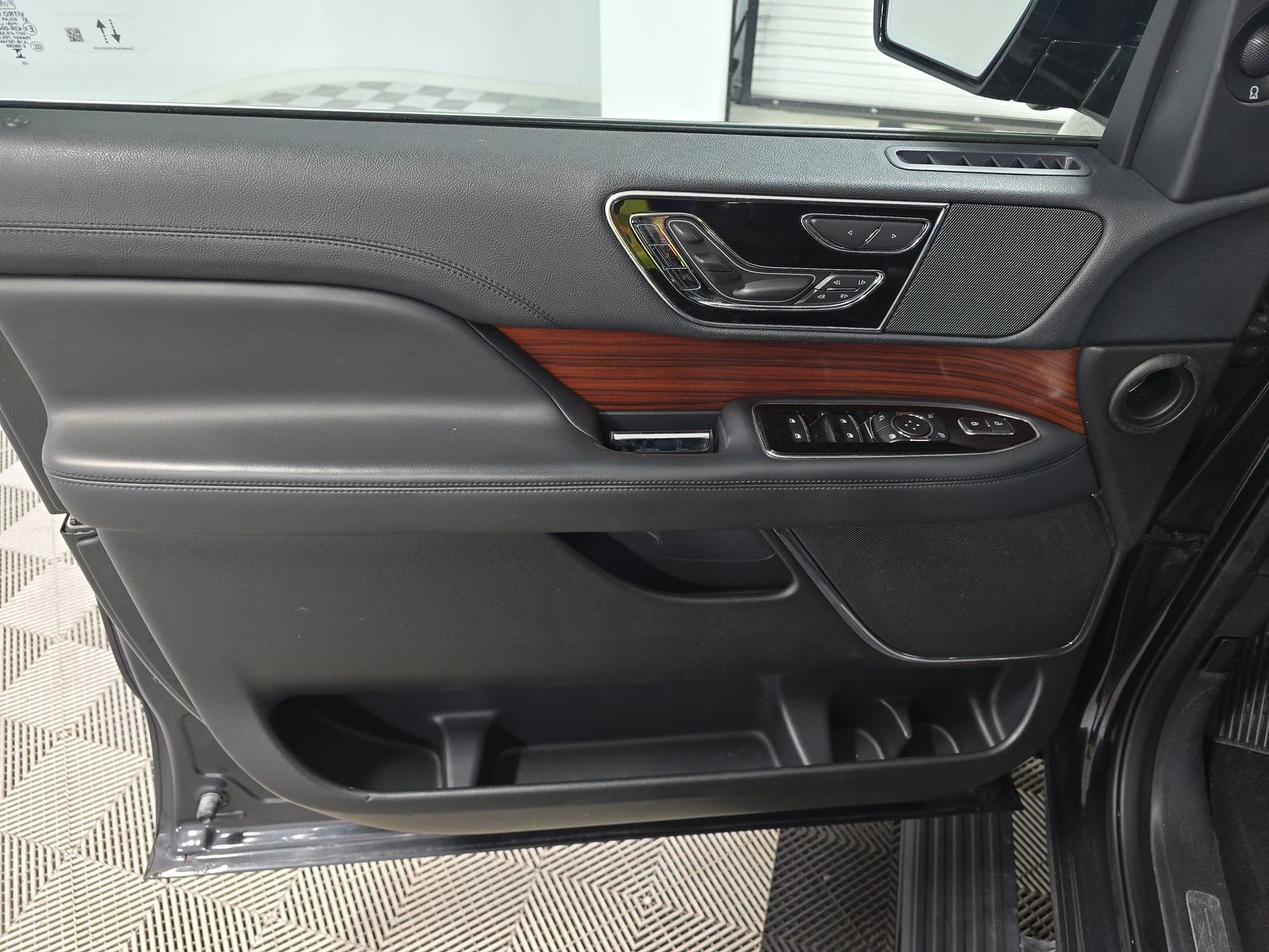 2023 Lincoln Navigator Reserve AWD