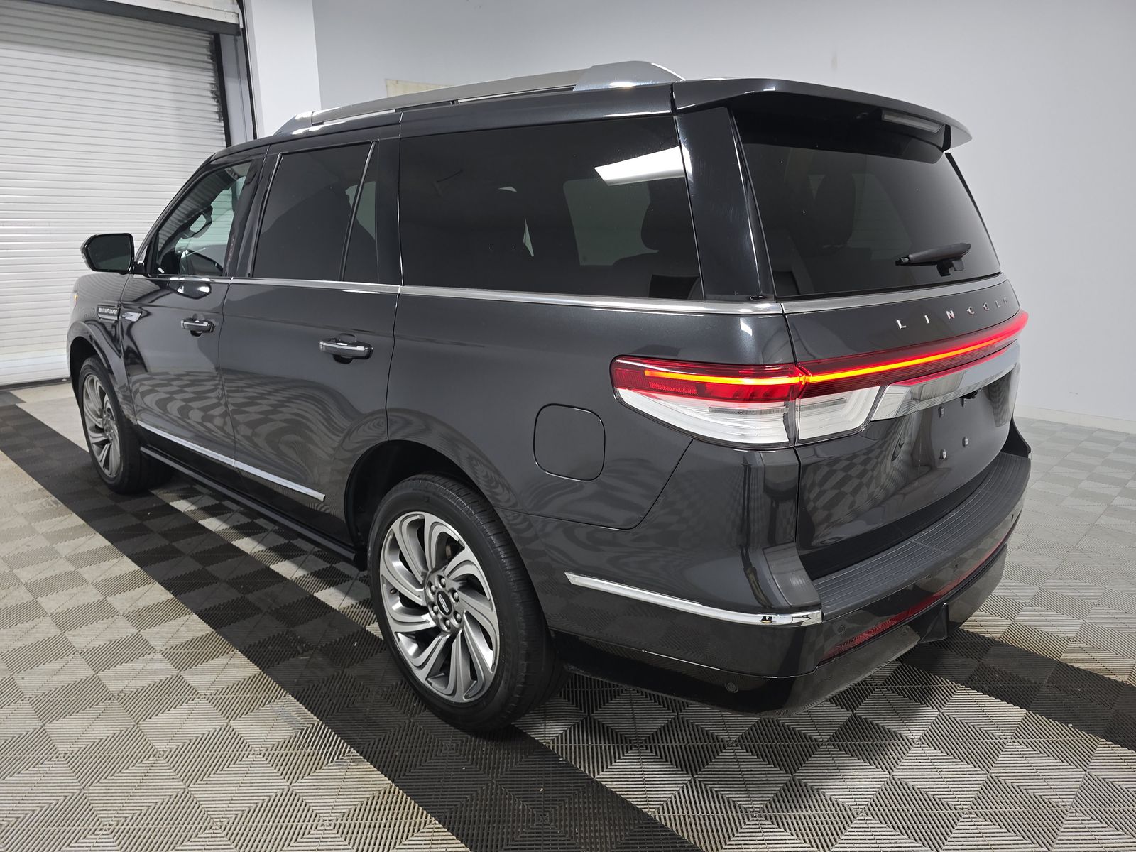 2023 Lincoln Navigator Reserve AWD