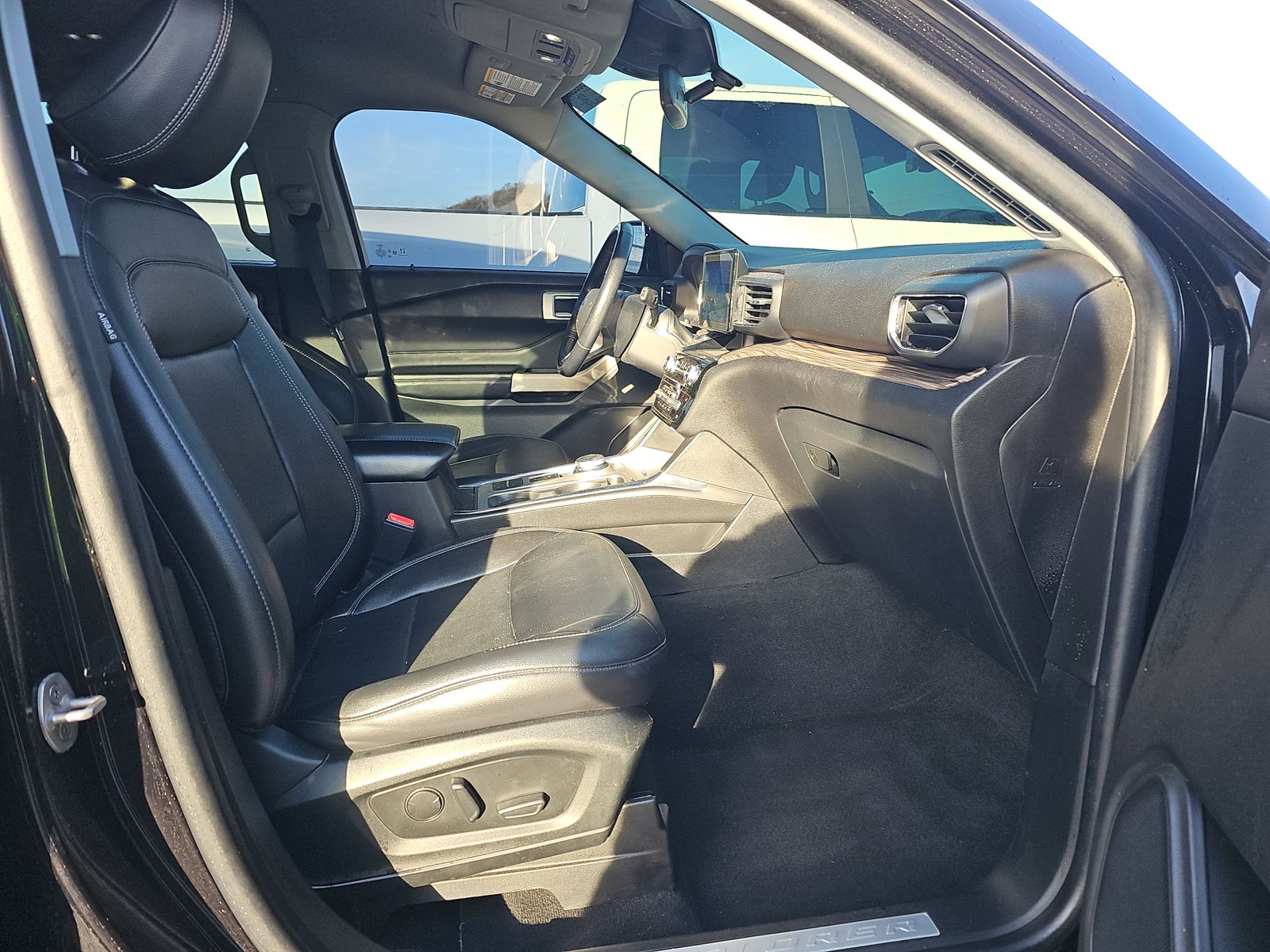 2022 Ford Explorer Limited RWD