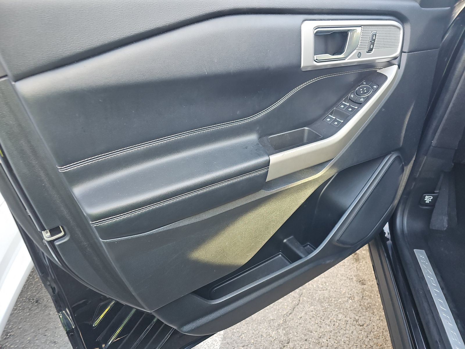 2022 Ford Explorer Limited RWD