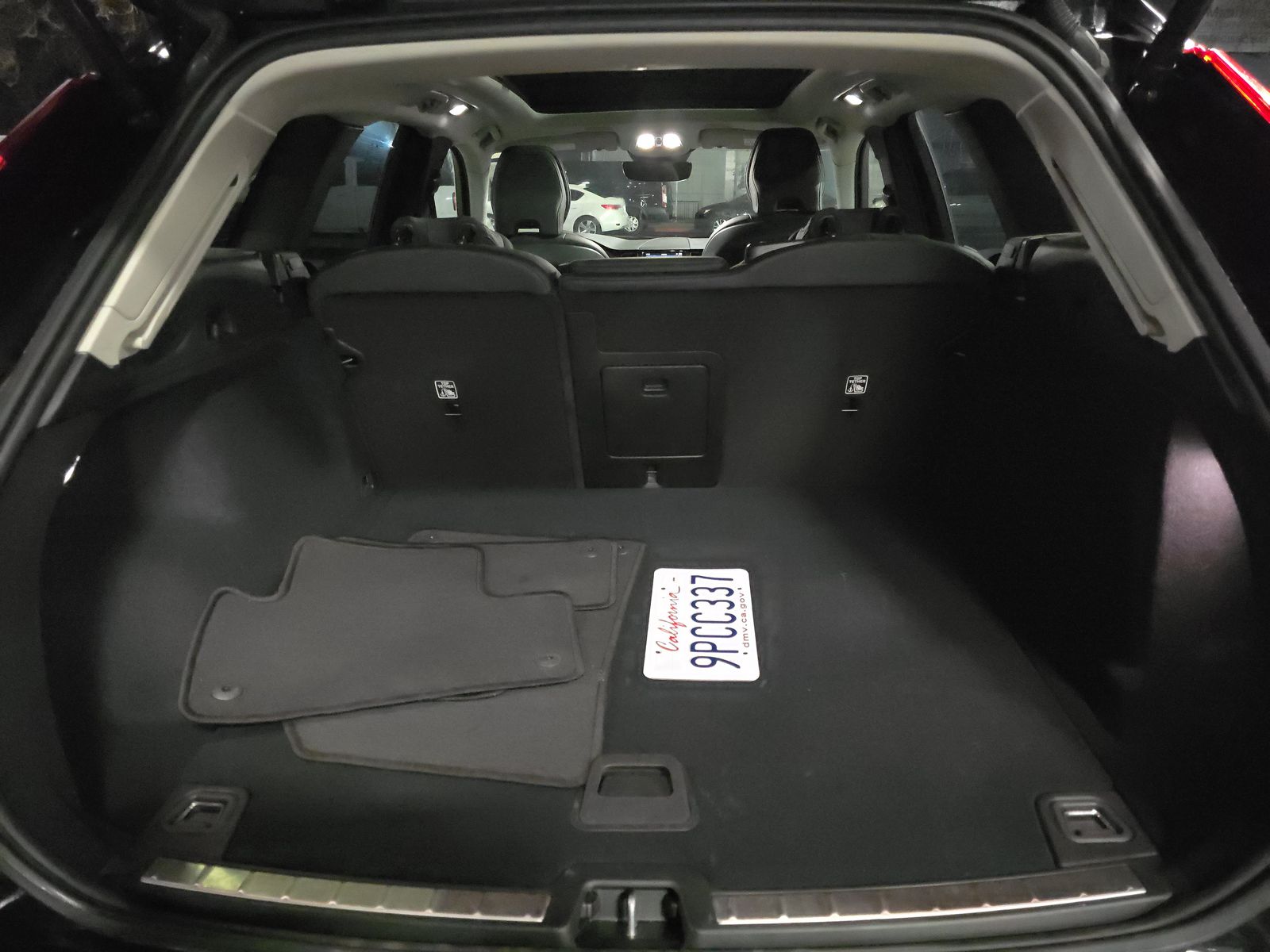 2025 Volvo XC60 B5 Plus AWD