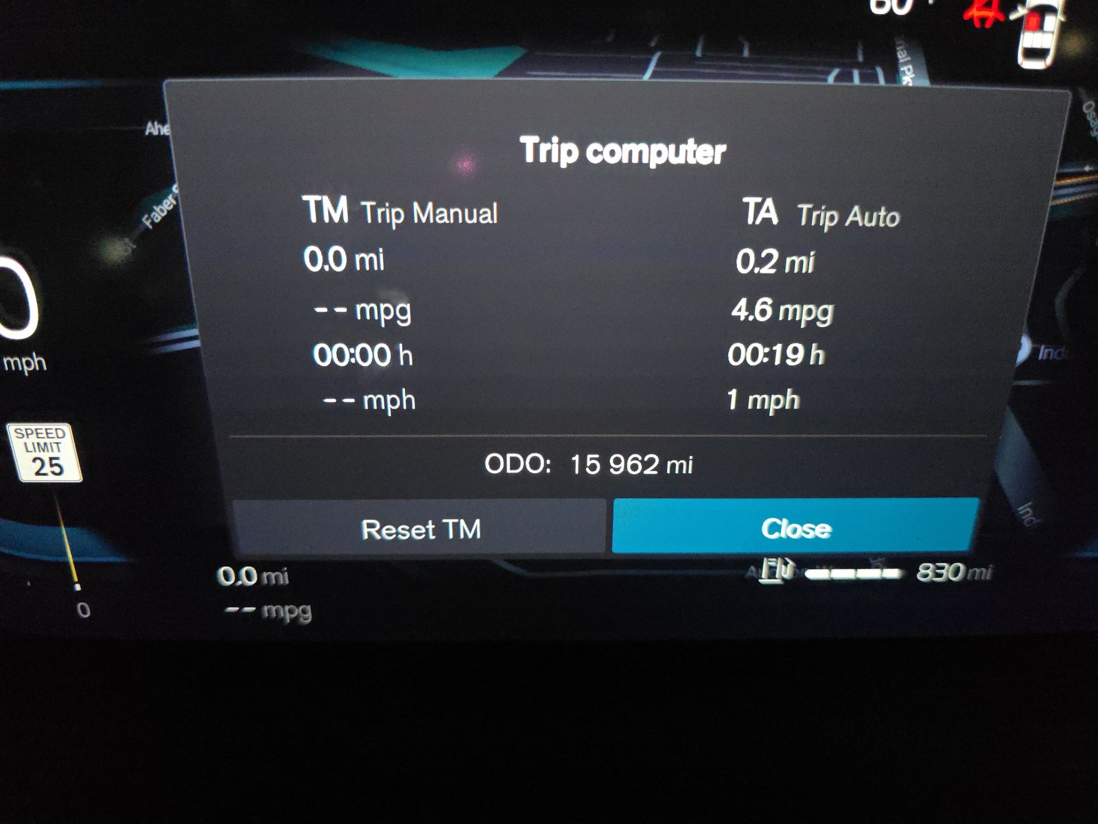 2025 Volvo XC60 B5 Plus AWD