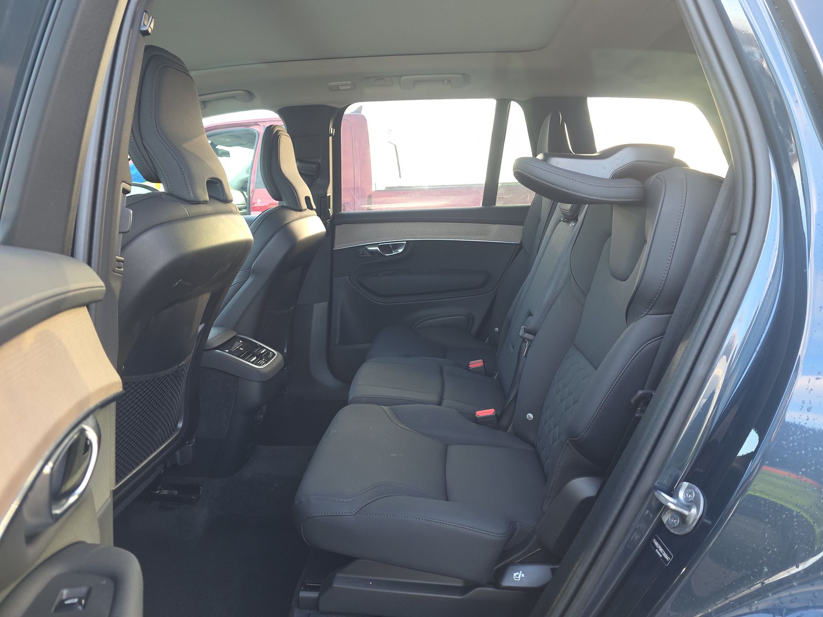 2025 Volvo XC90 B6 Plus AWD