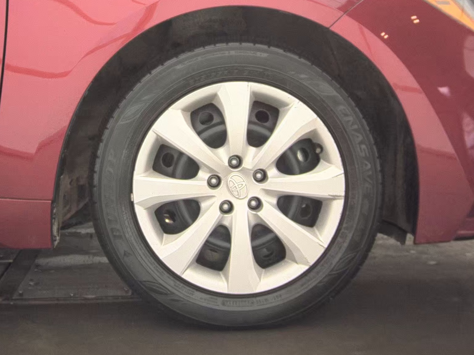 2024 Toyota Corolla LE FWD