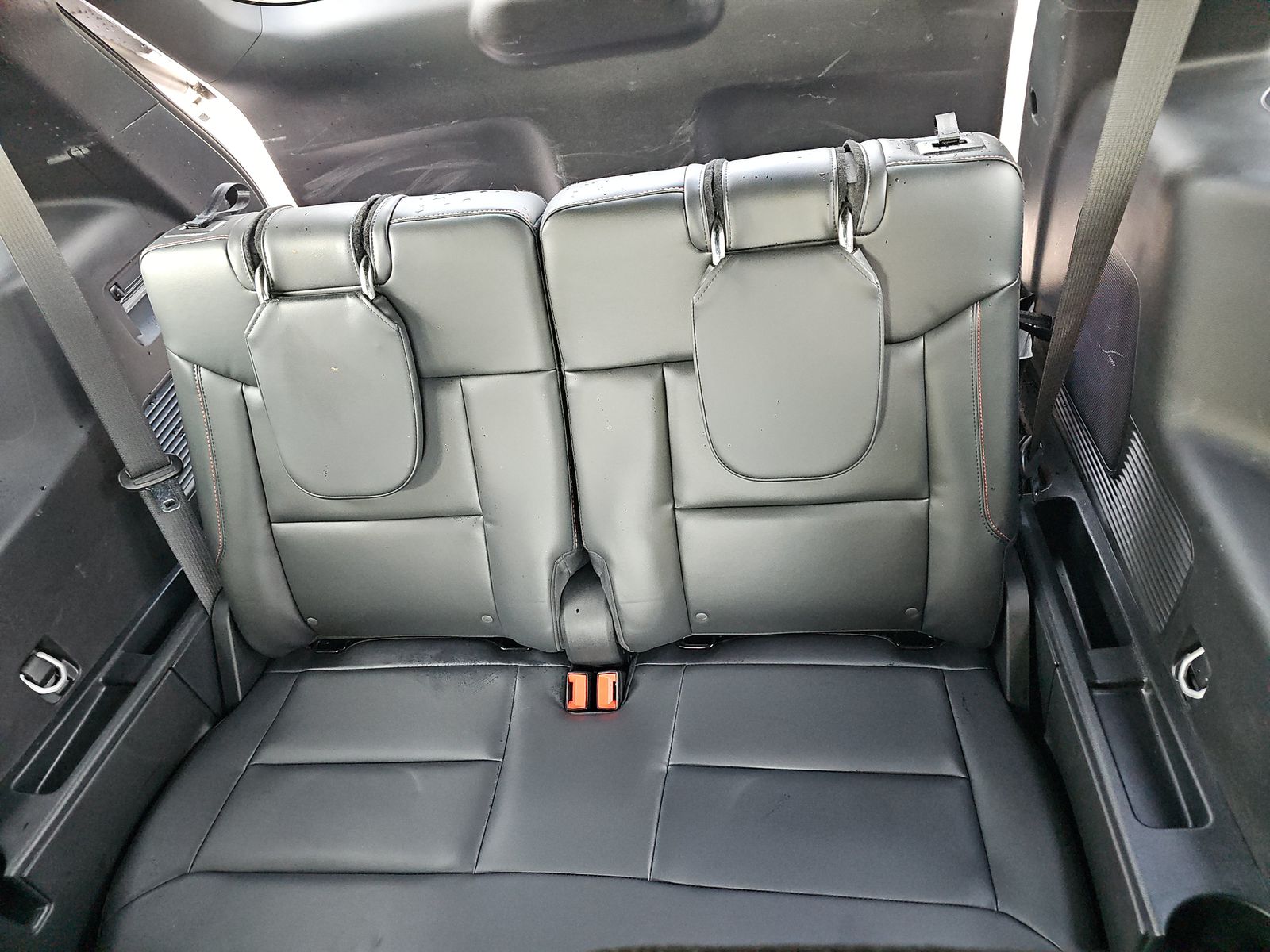 2025 Ford Explorer ST-Line RWD