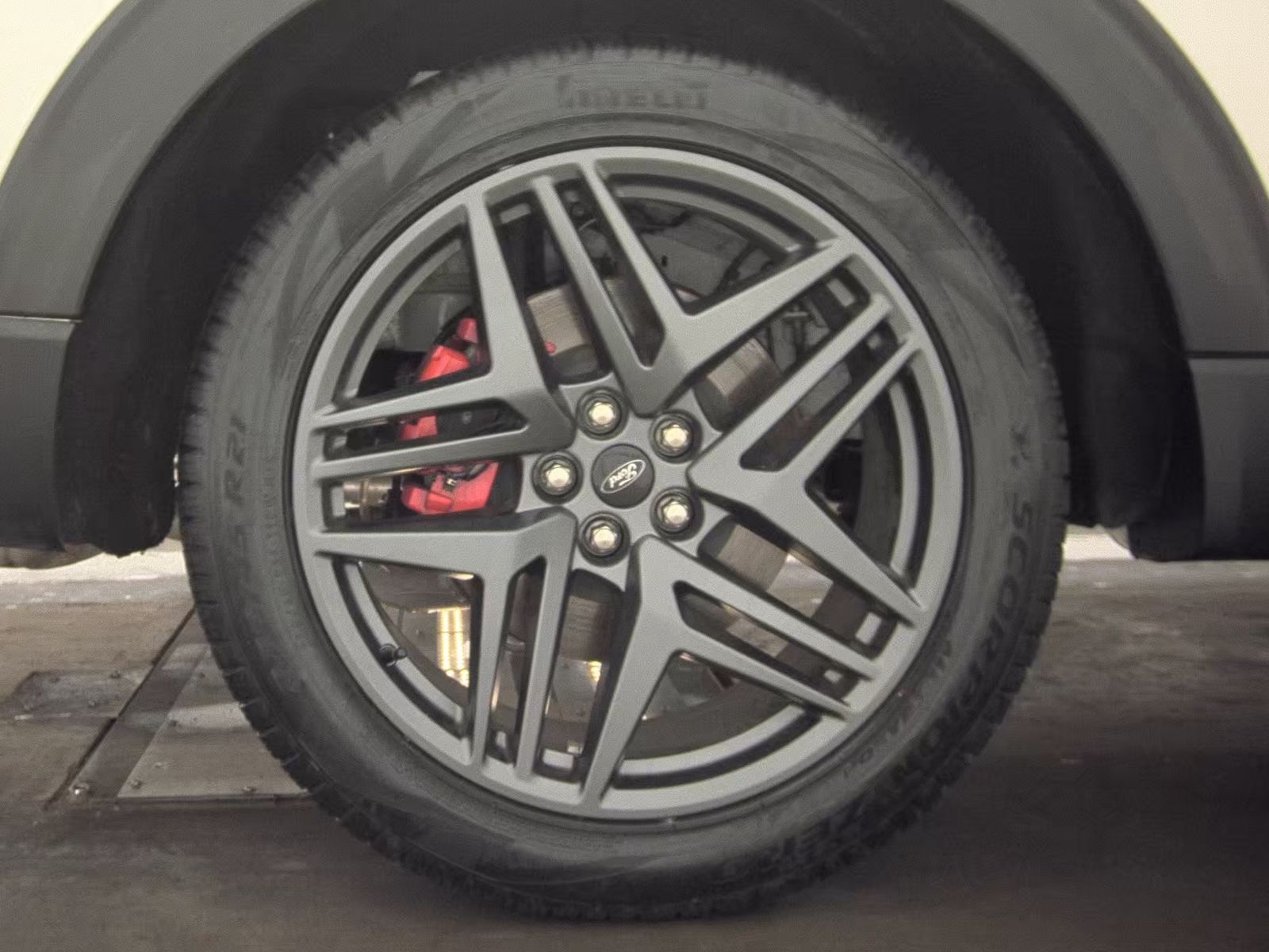 2025 Ford Explorer ST-Line RWD