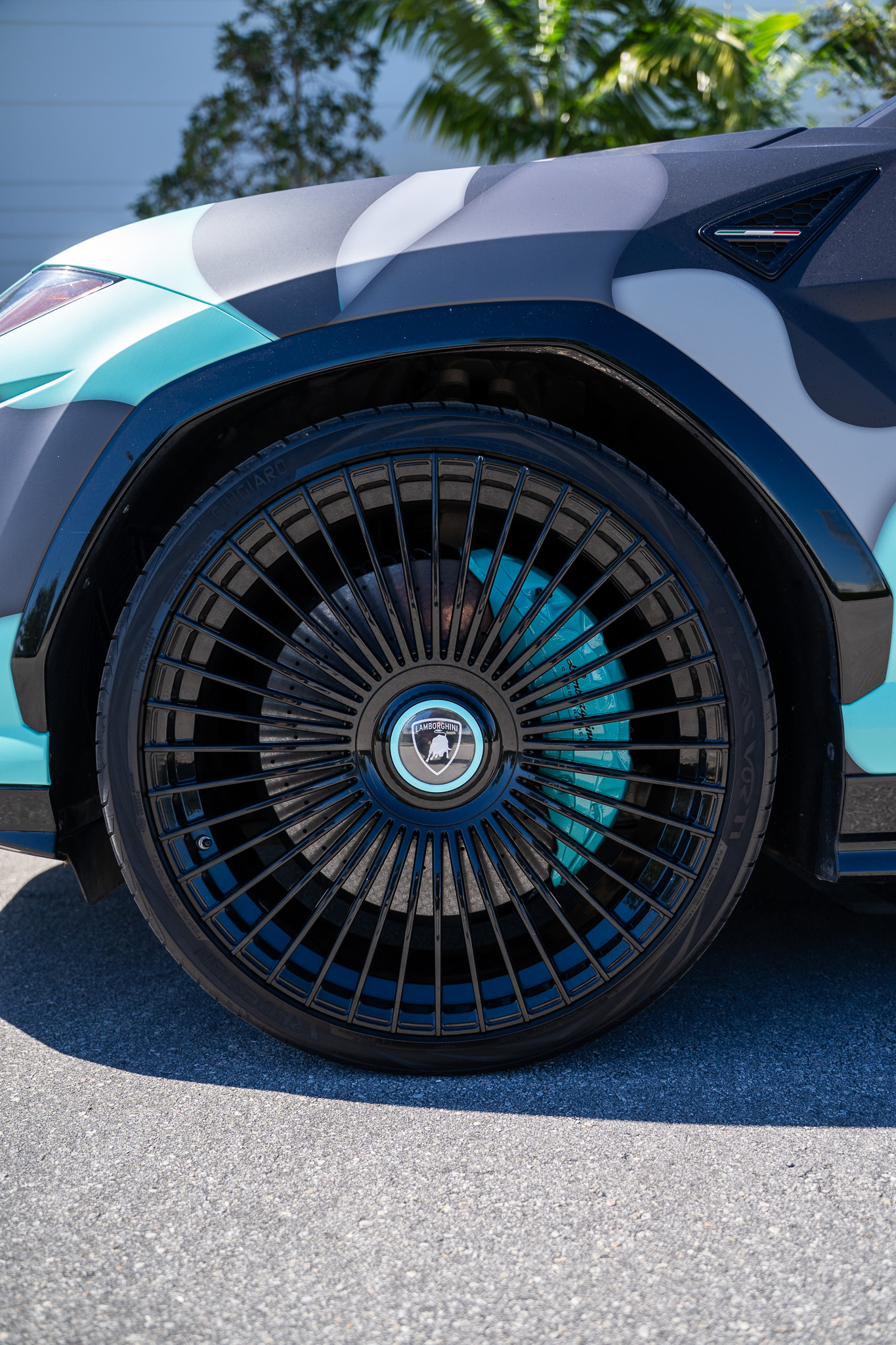 2019 Lamborghini Urus Base AWD