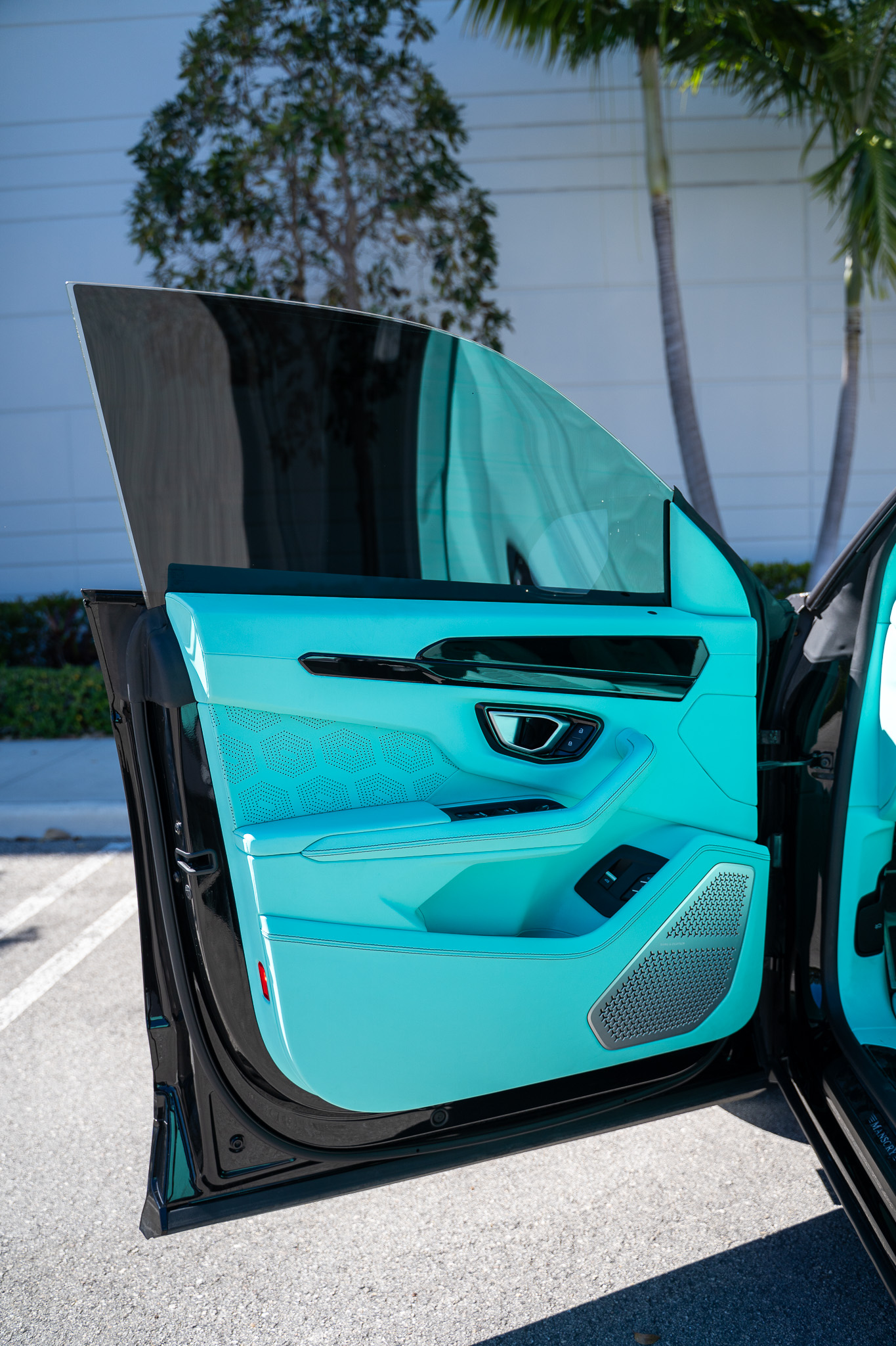 2019 Lamborghini Urus Base AWD