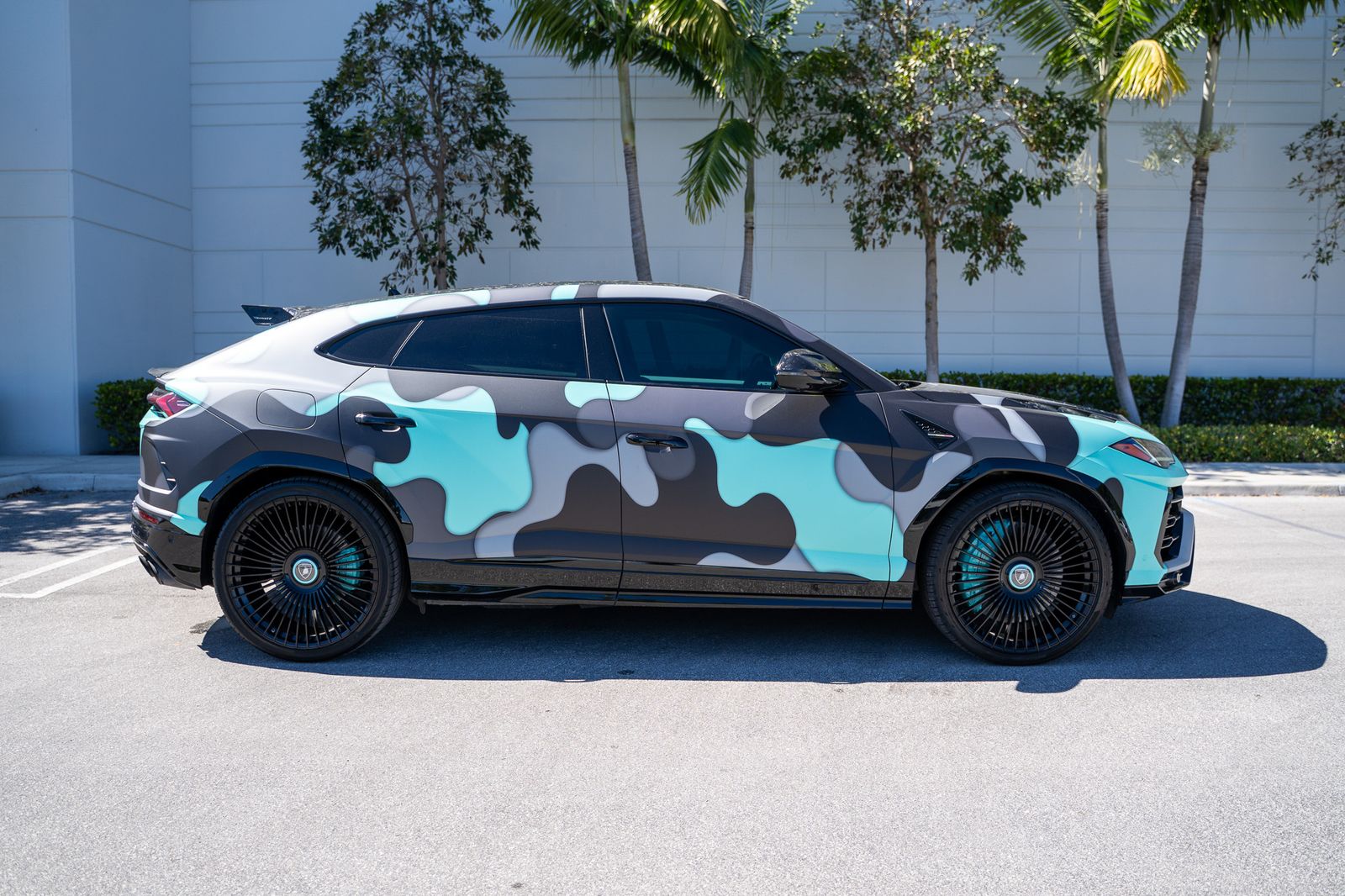 2019 Lamborghini Urus Base AWD