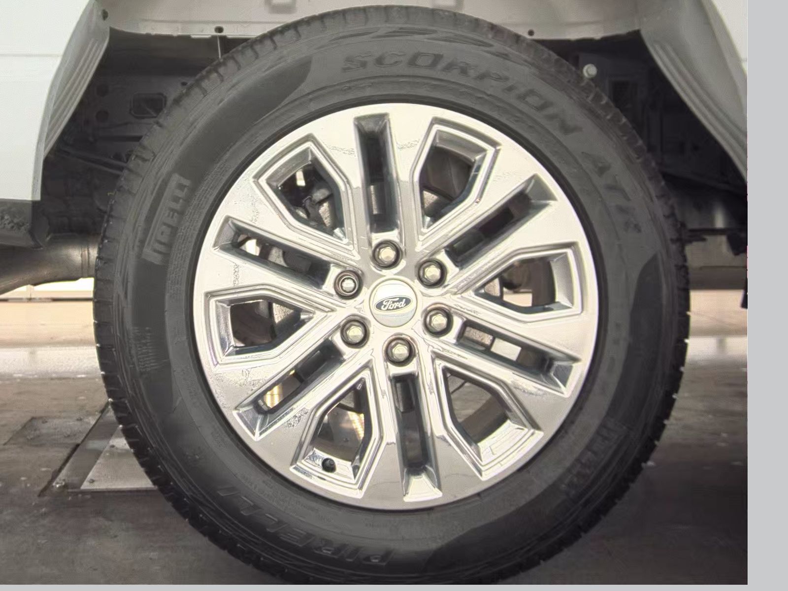 2025 Ford F-150 Hybrid XLT AWD