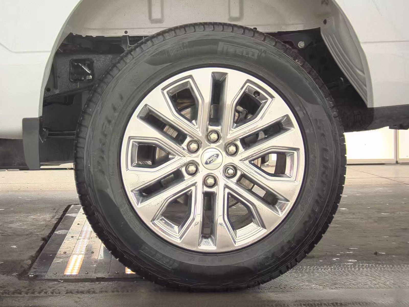 2025 Ford F-150 Hybrid XLT AWD