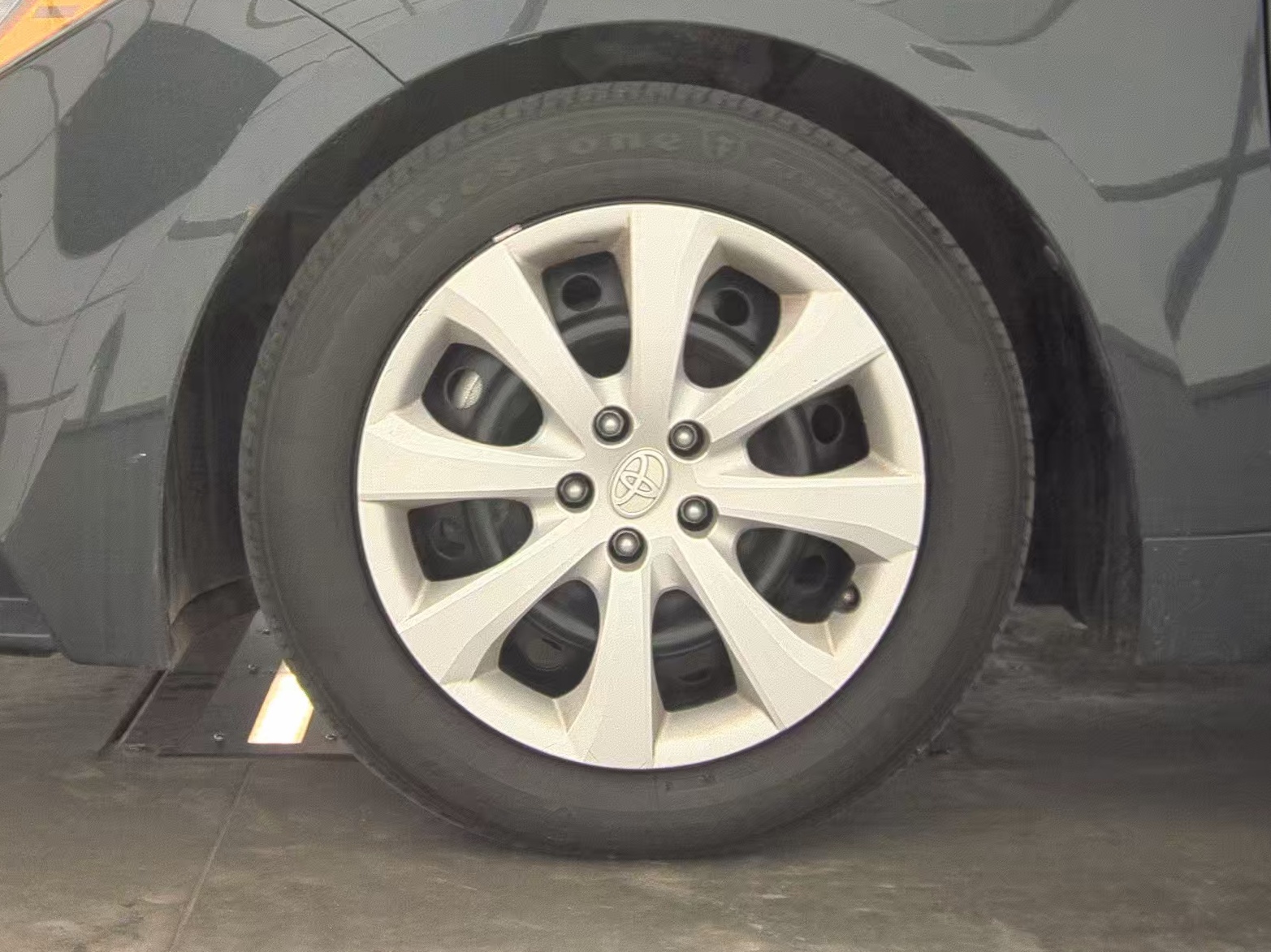 2024 Toyota Corolla LE FWD