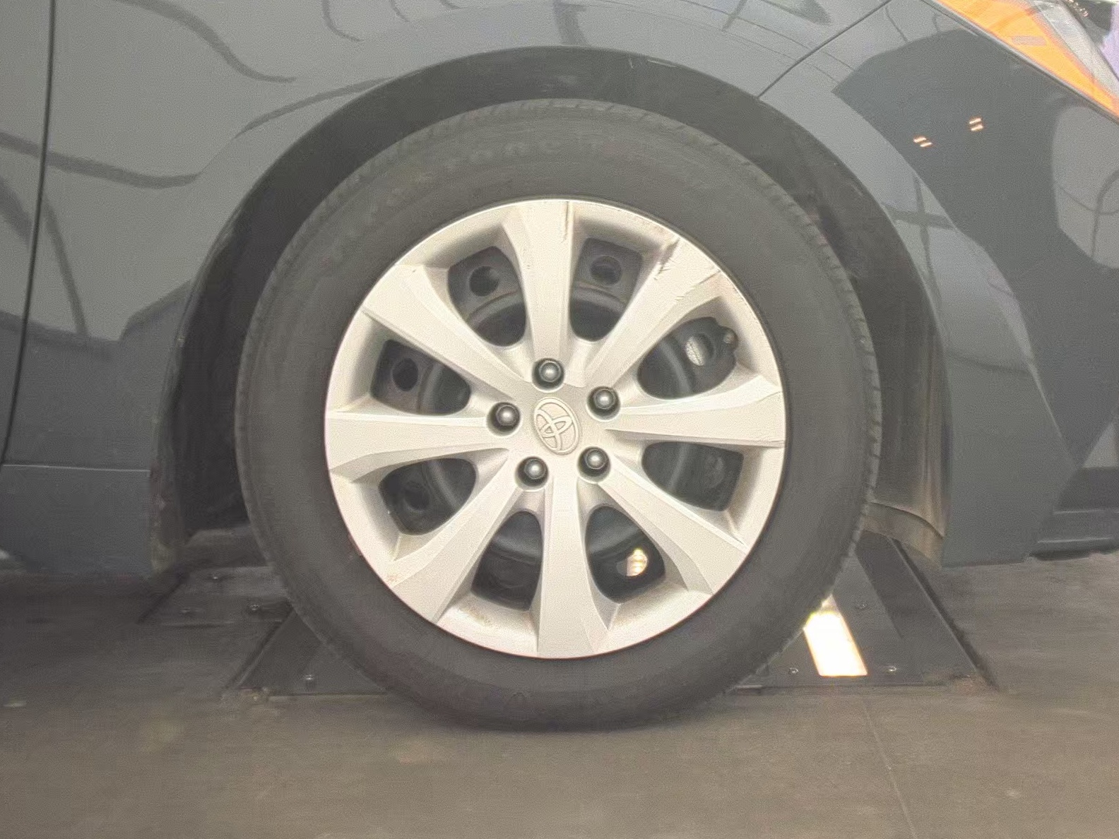 2024 Toyota Corolla LE FWD