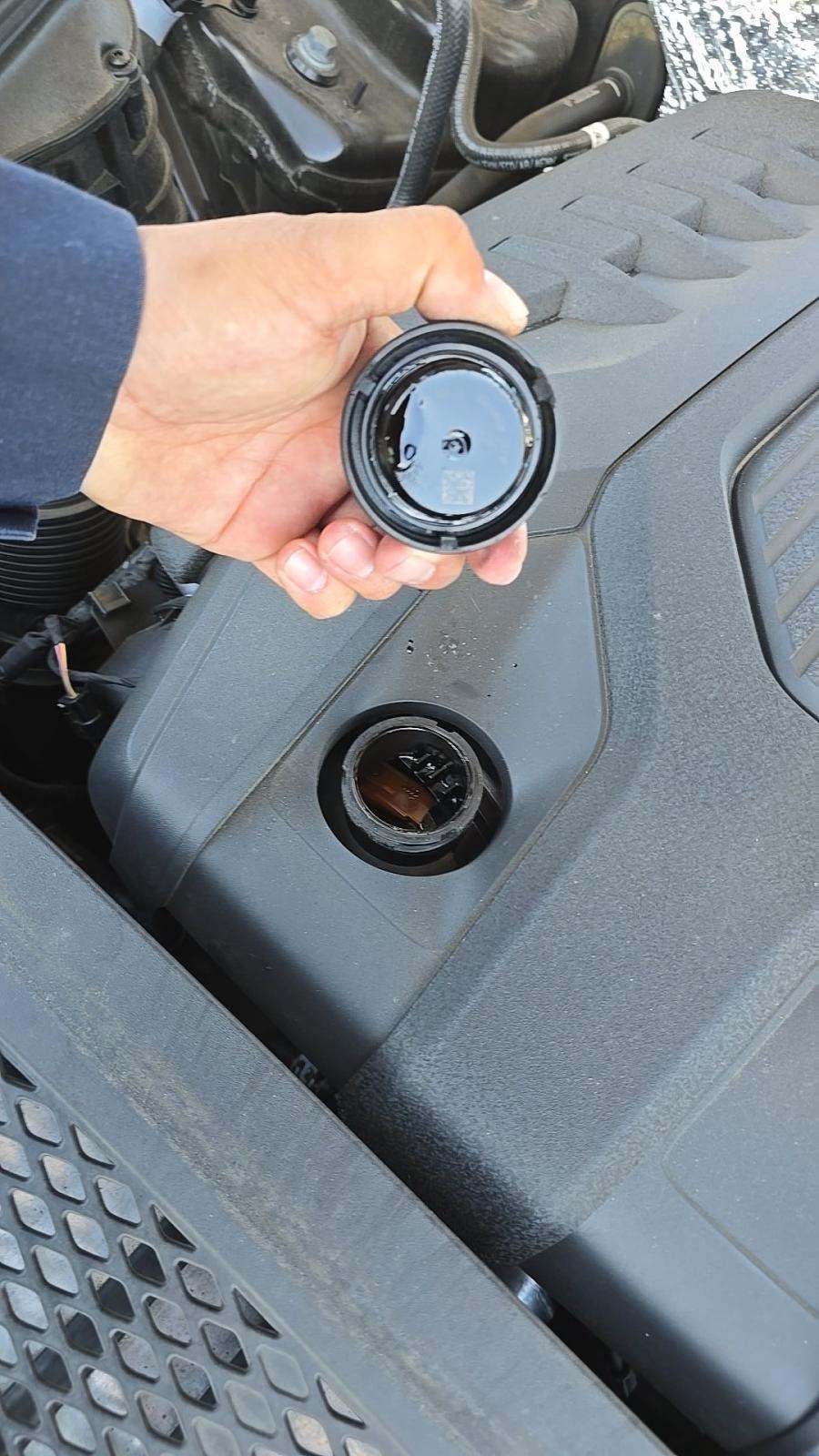 2023 Porsche Macan Base AWD