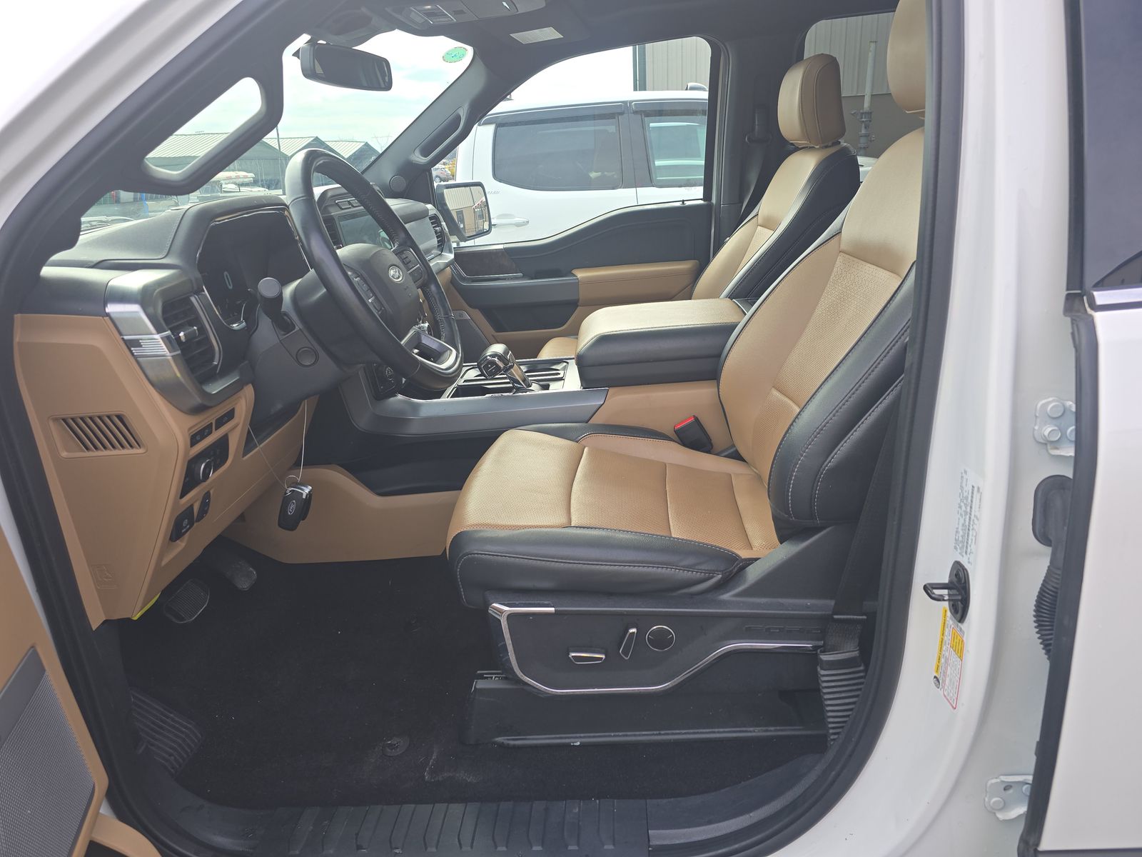 2023 Ford F-150 Lariat AWD