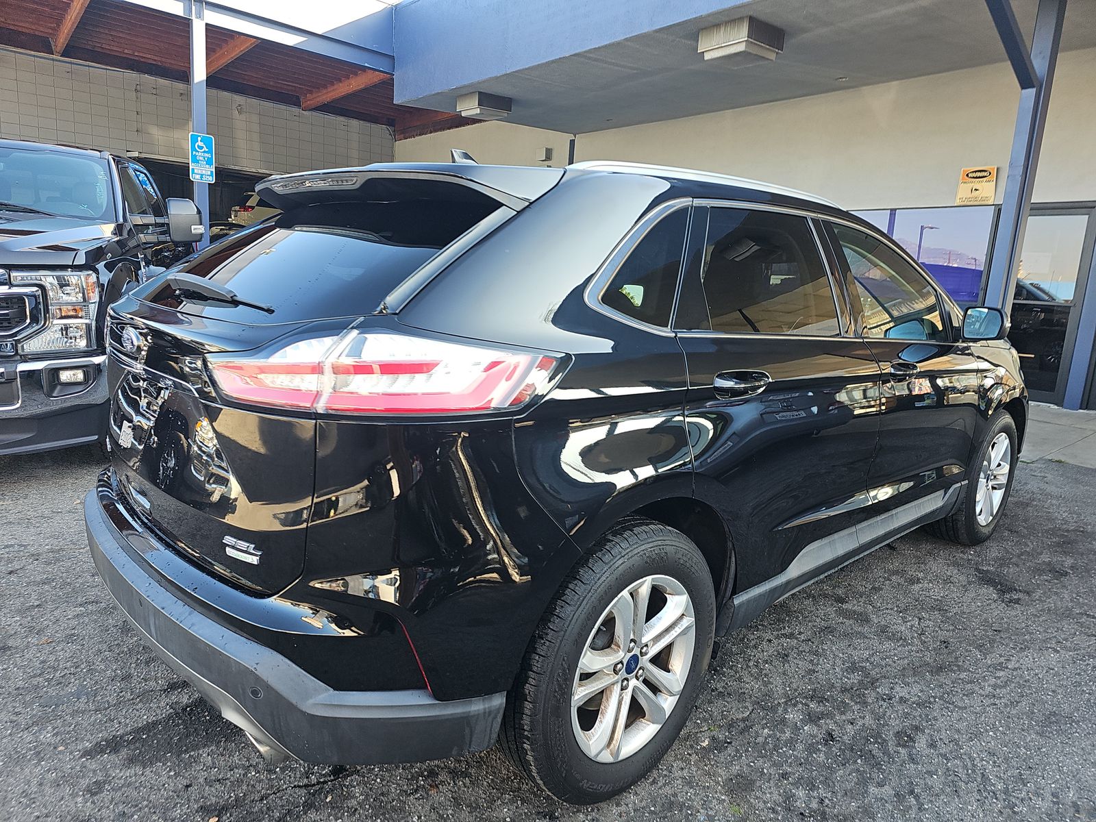 2020 Ford Edge SEL FWD