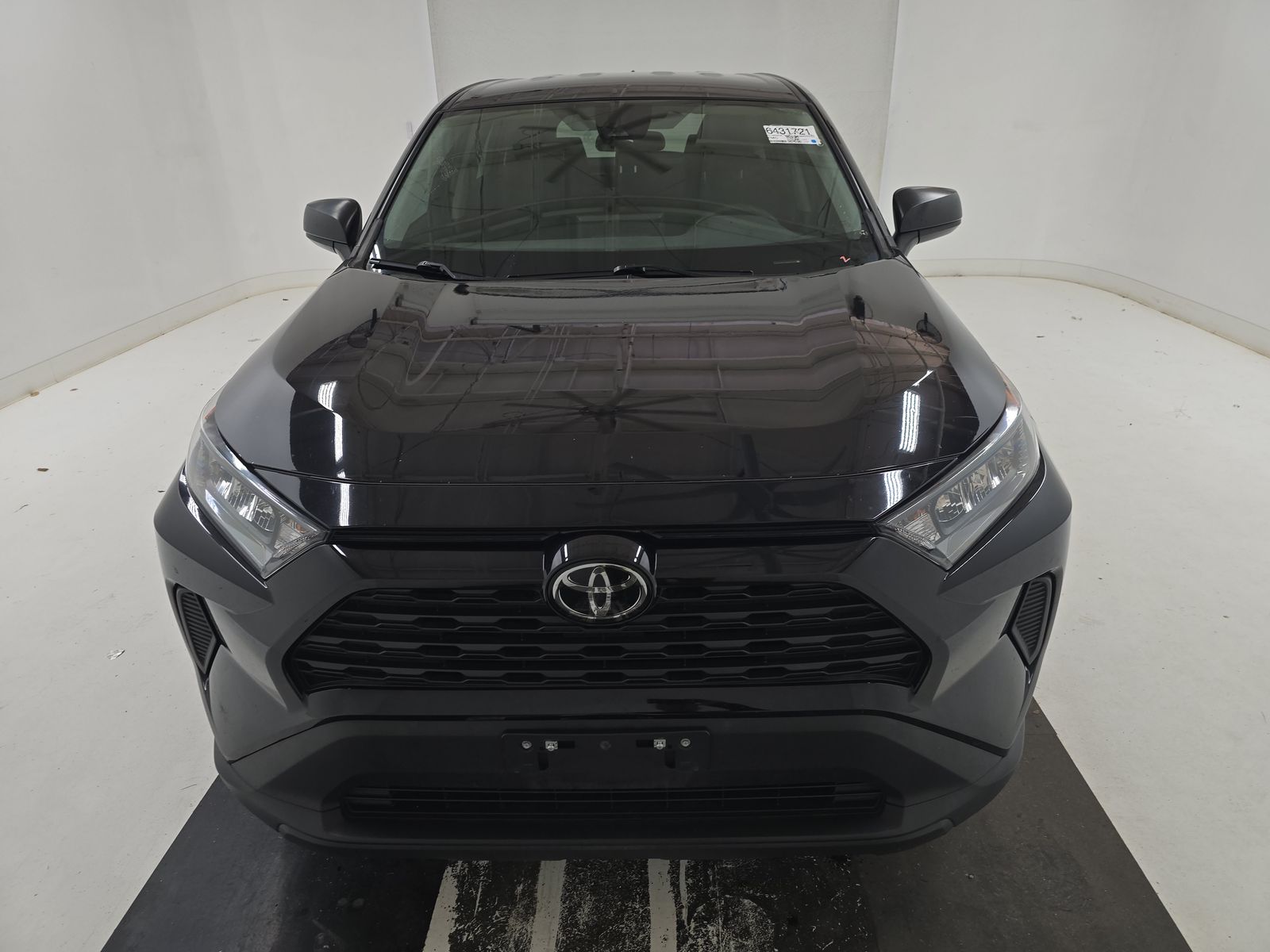 2022 Toyota RAV4 LE FWD