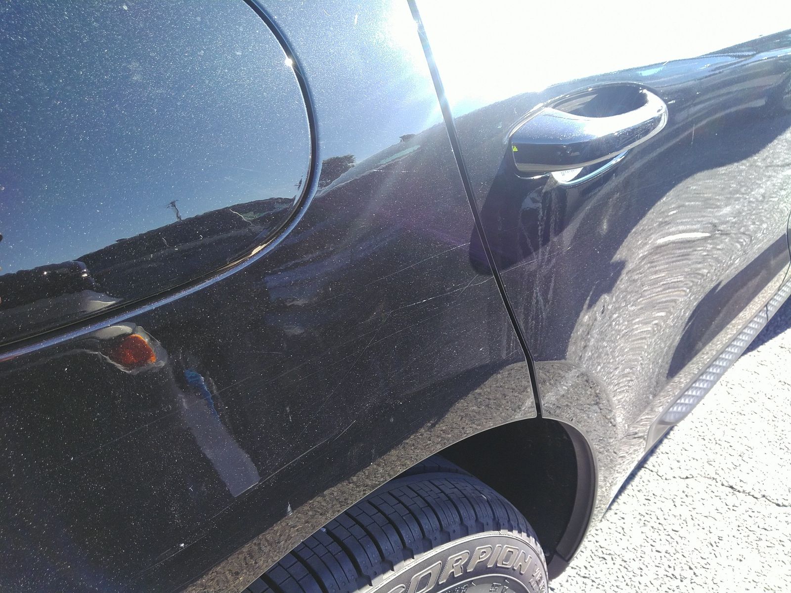 2023 Porsche Macan Base AWD