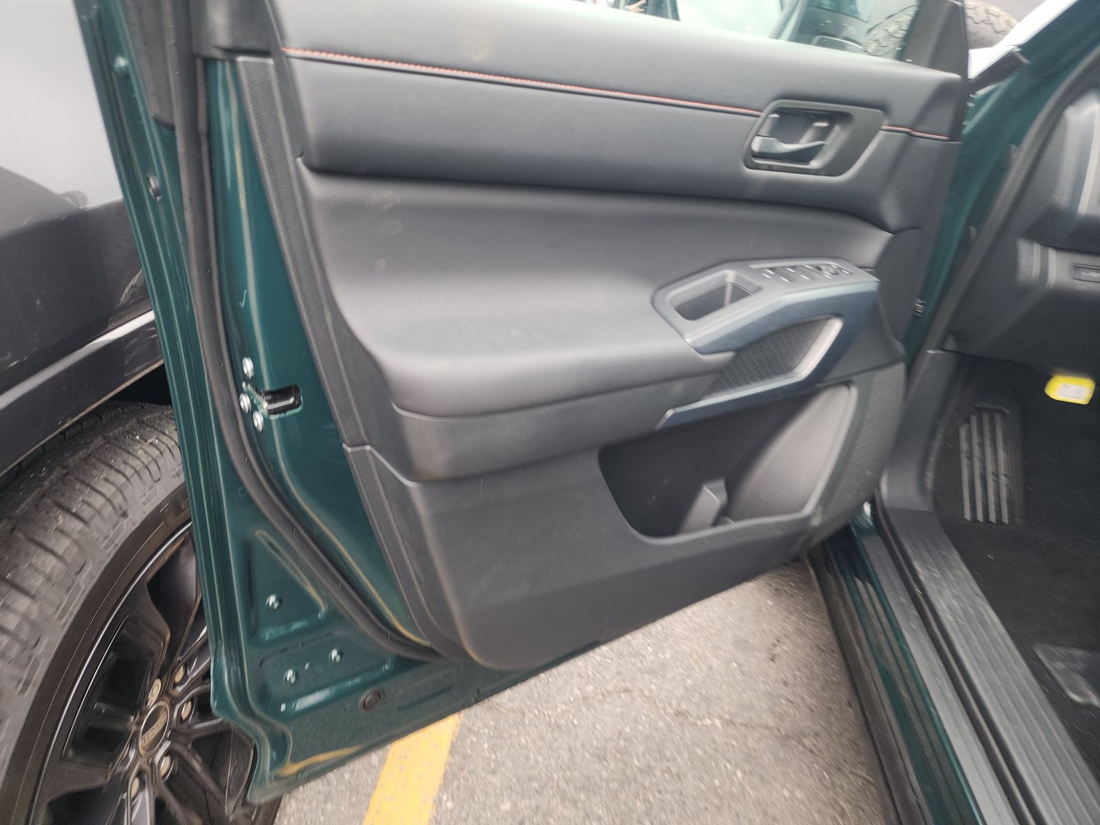 2025 Nissan Pathfinder Rock Creek AWD