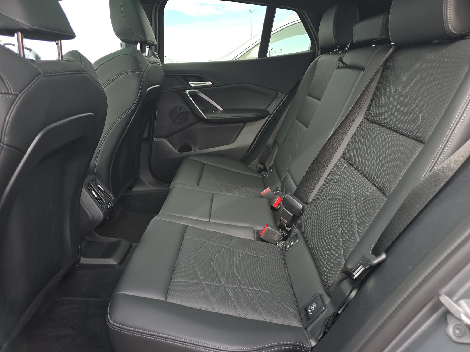 2025 BMW X2 xDrive28i AWD