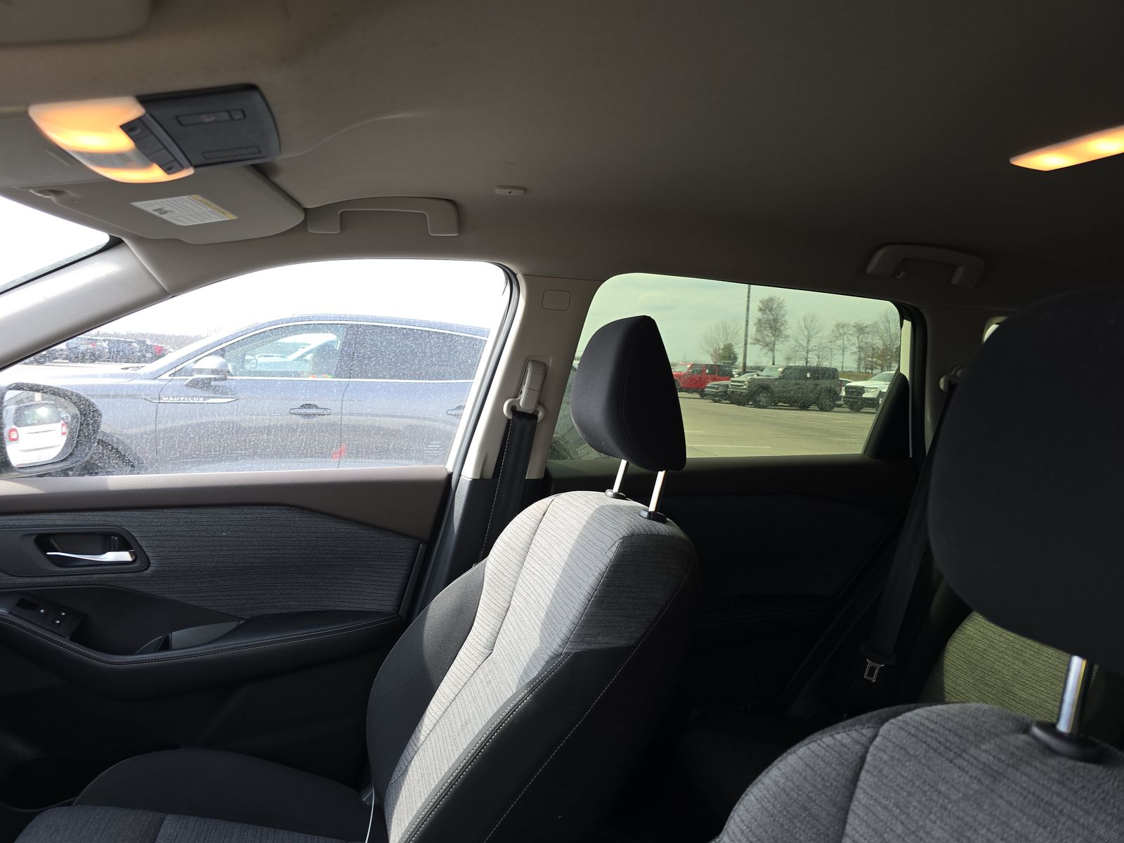 2023 Nissan Rogue SV FWD