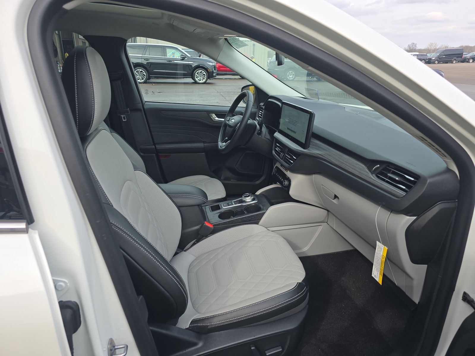 2024 Ford Escape Platinum FWD