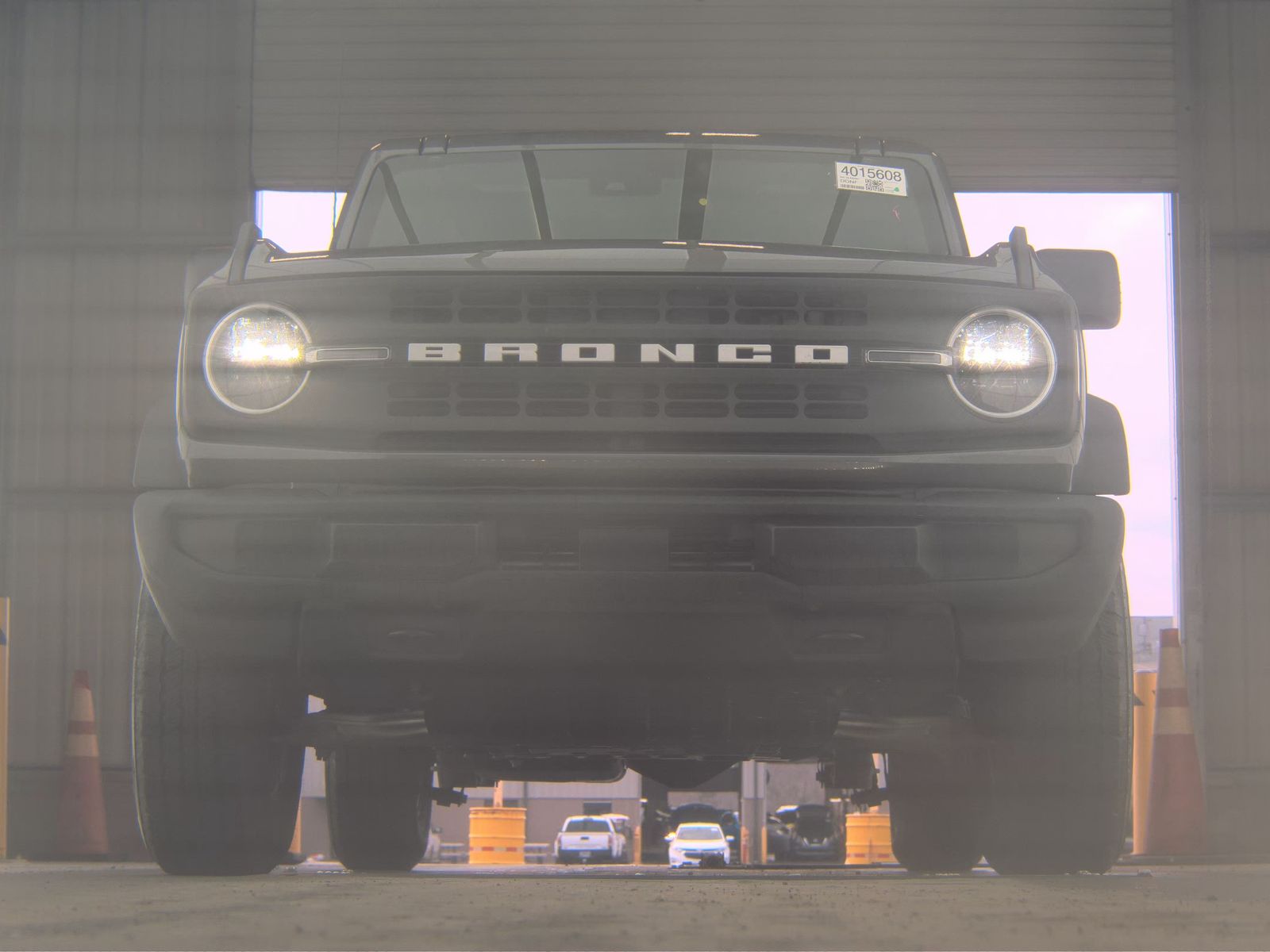 FORD BRONCO - 4