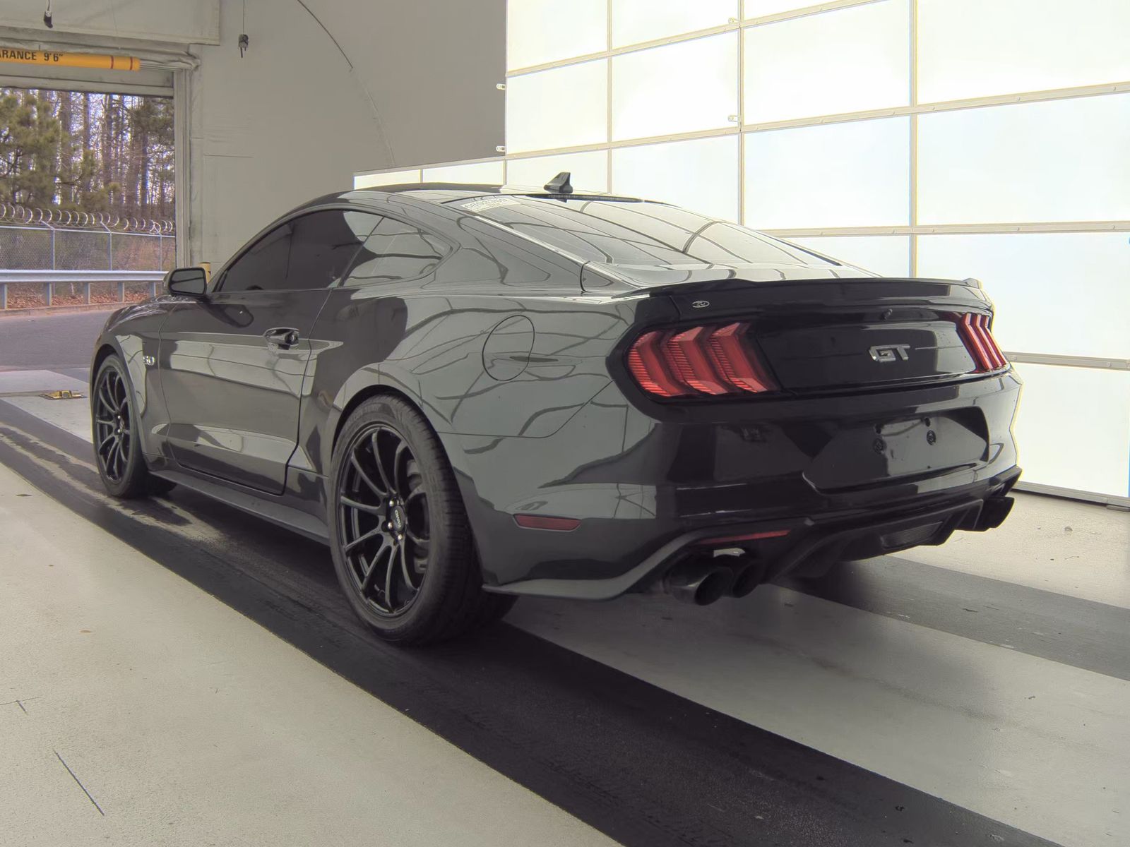 2022 Ford Mustang GT Premium RWD