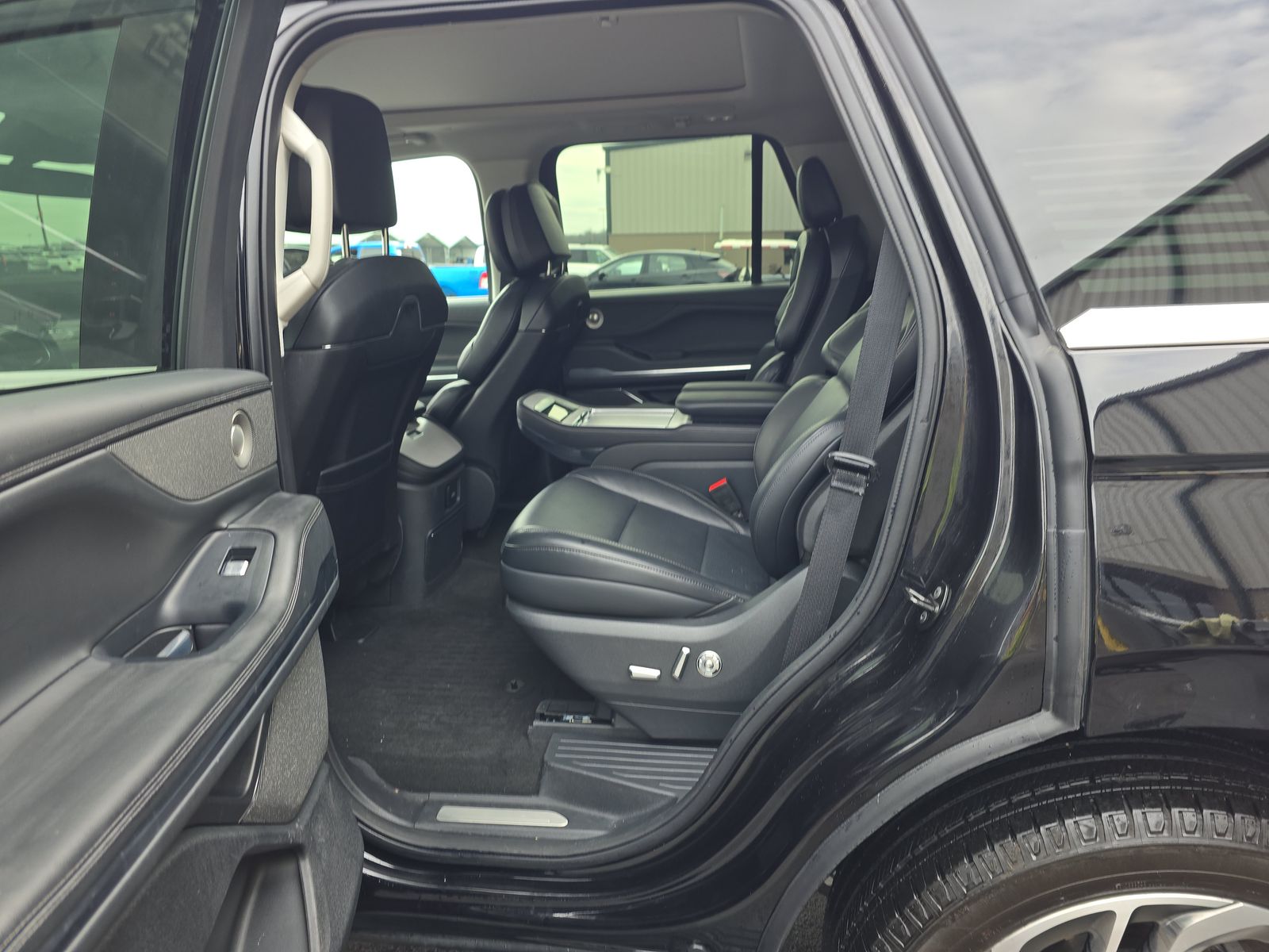 2025 Lincoln Navigator Reserve AWD