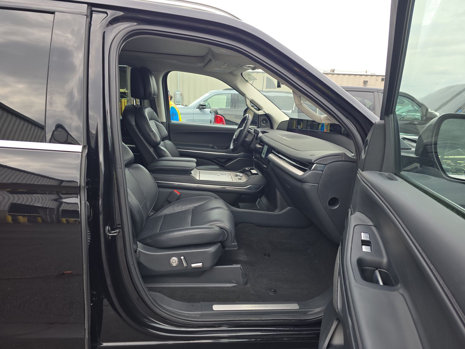 2025 Lincoln Navigator Reserve AWD