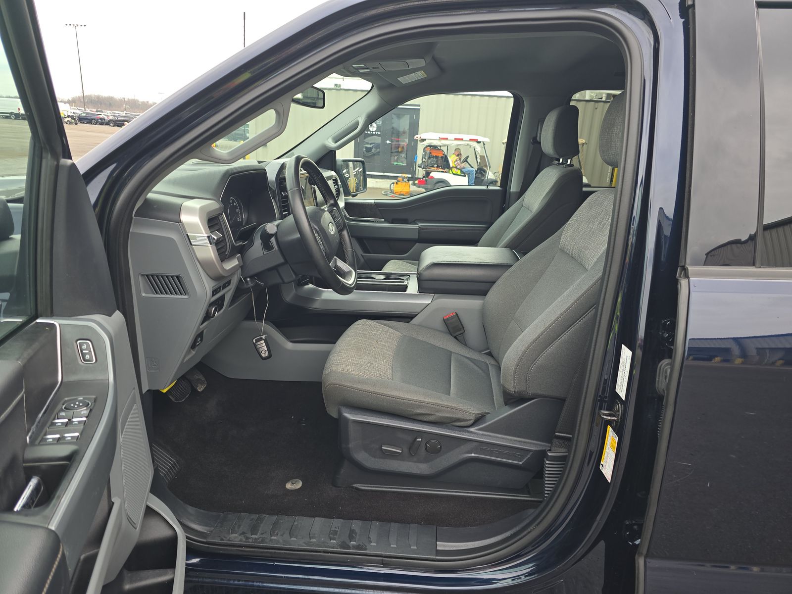 2023 Ford F-150 XLT AWD