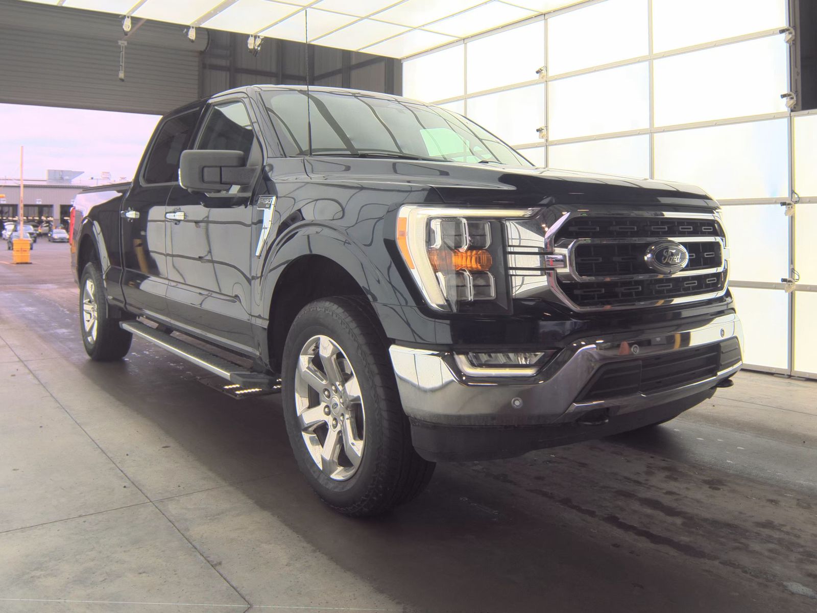 2023 Ford F-150 XLT AWD