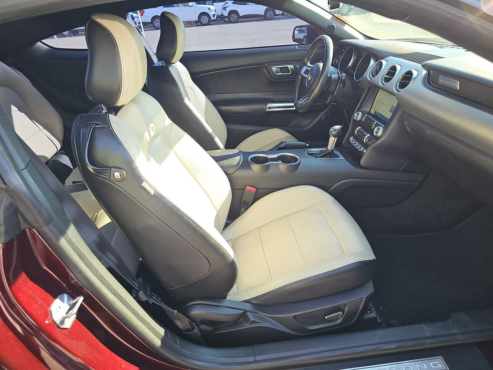 2018 Ford Mustang EcoBoost Premium RWD