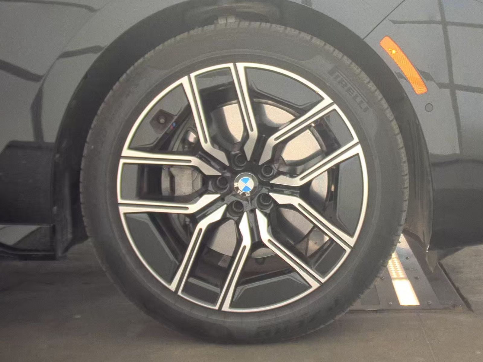 2025 BMW 7 Series 740i xDrive AWD