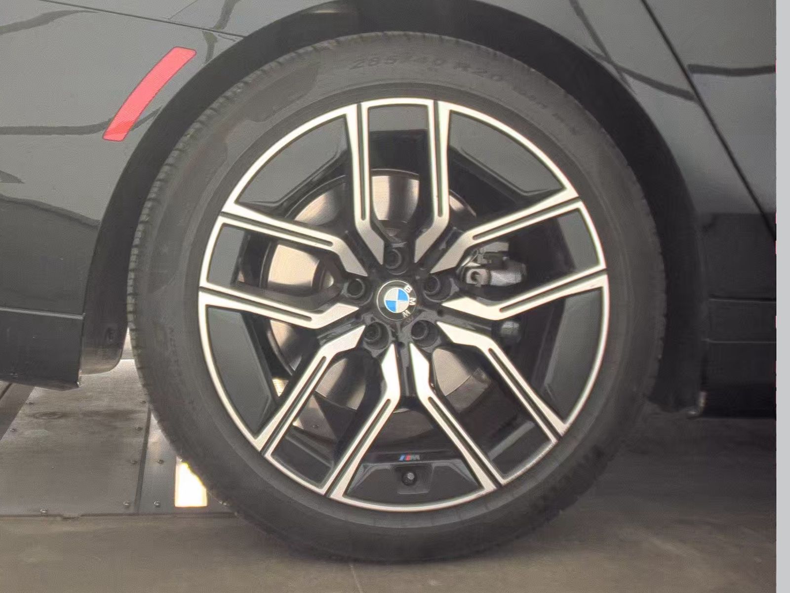 2025 BMW 7 Series 740i xDrive AWD