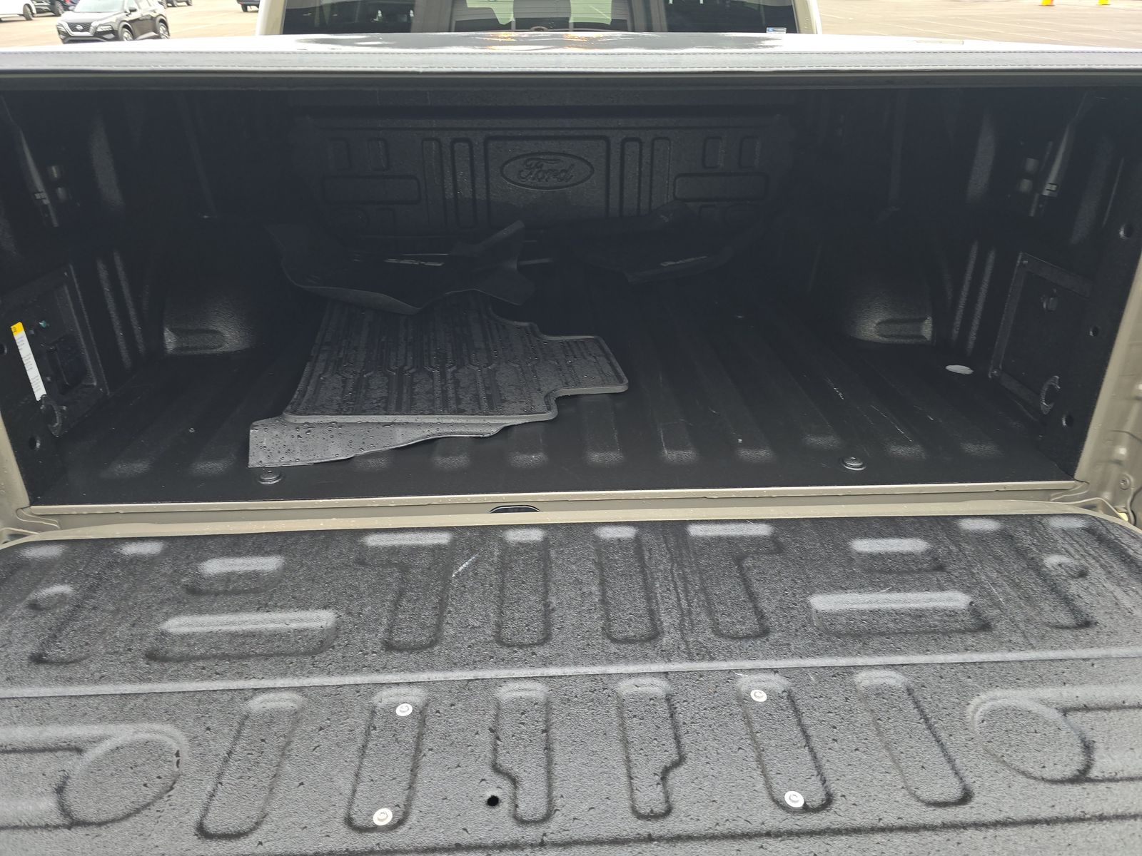 2025 Ford F-150 Hybrid XLT AWD