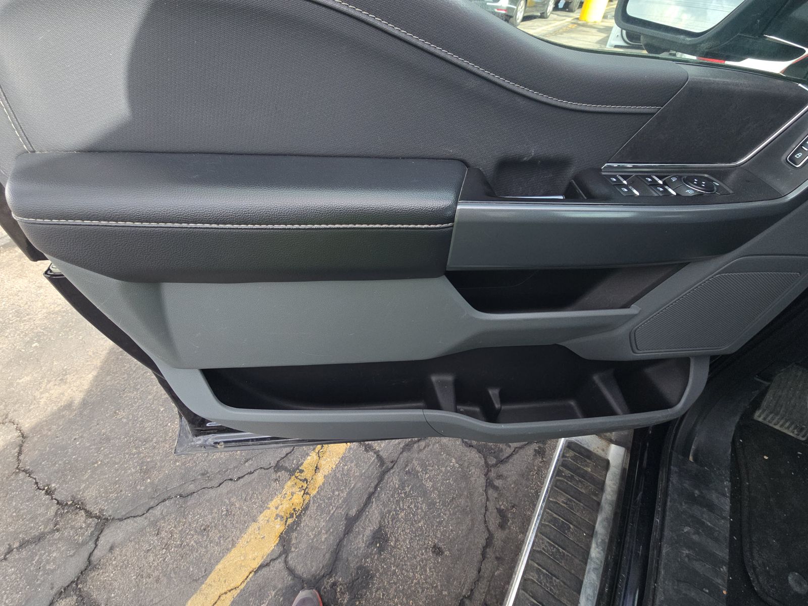 2024 Ford F-150 XLT AWD