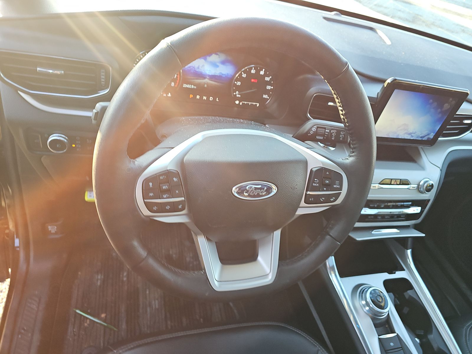 2022 Ford Explorer XLT AWD