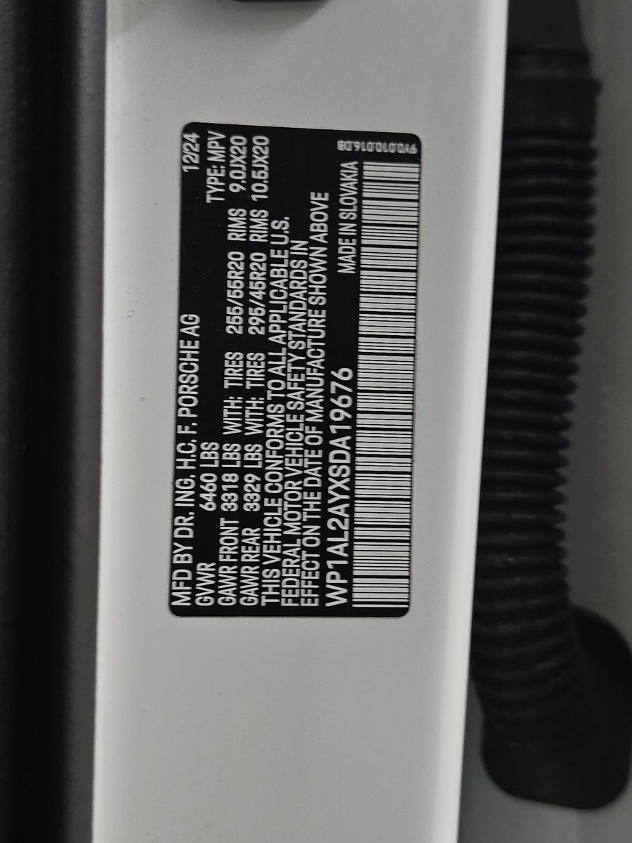 2025 Porsche Cayenne S AWD