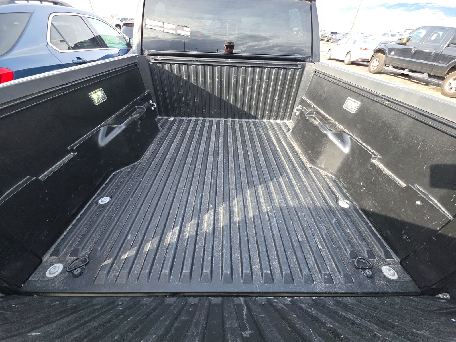 2025 Toyota Tacoma SR5 AWD