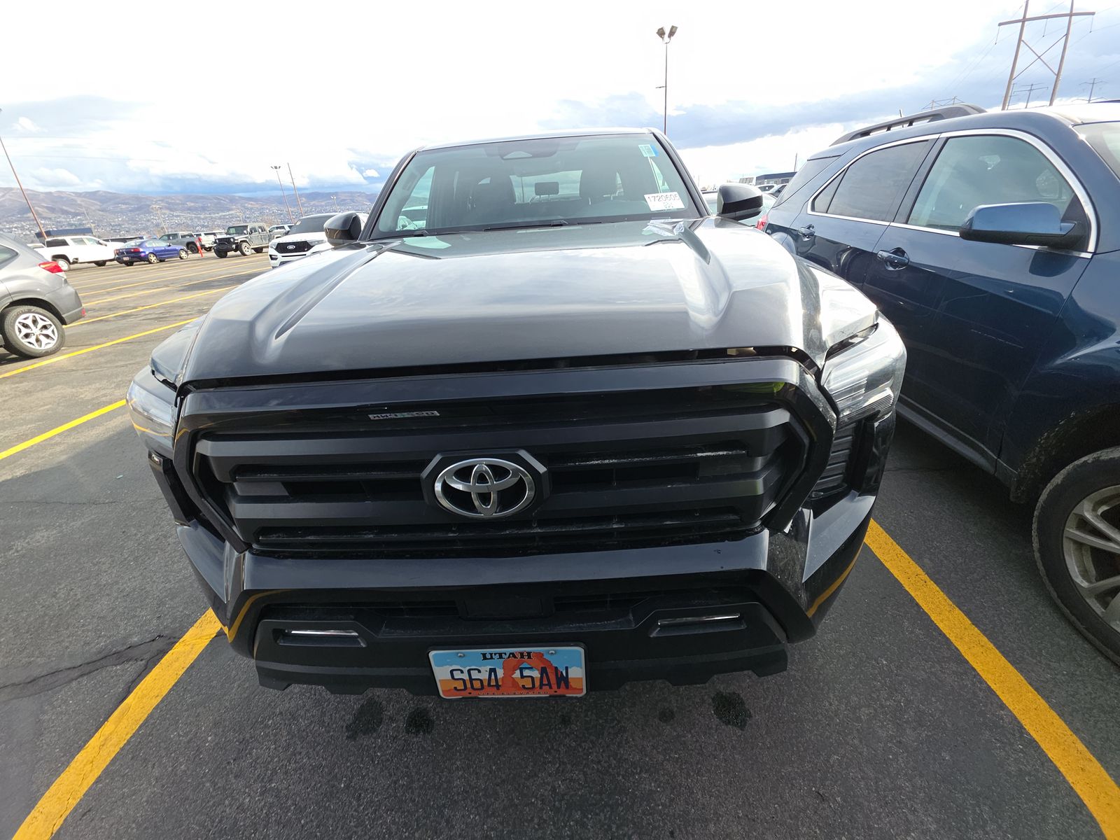 2025 Toyota Tacoma SR5 AWD