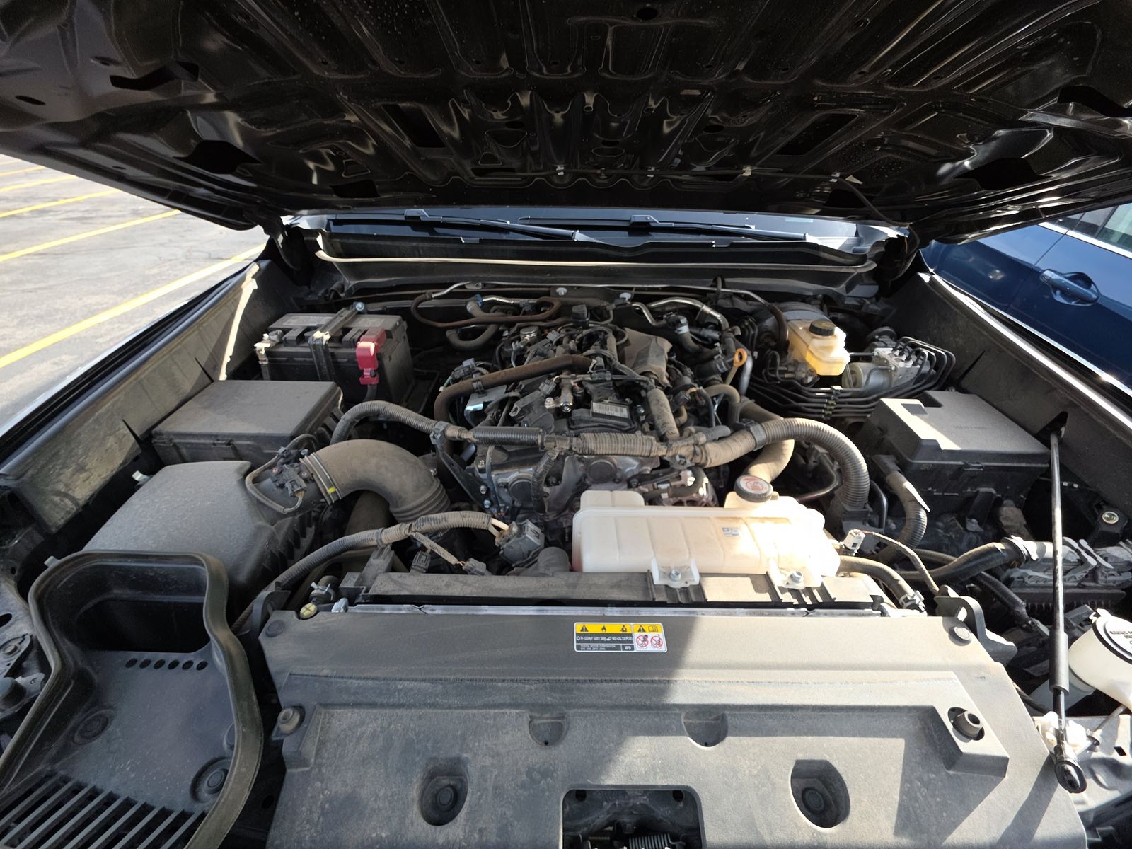 2025 Toyota Tacoma SR5 AWD