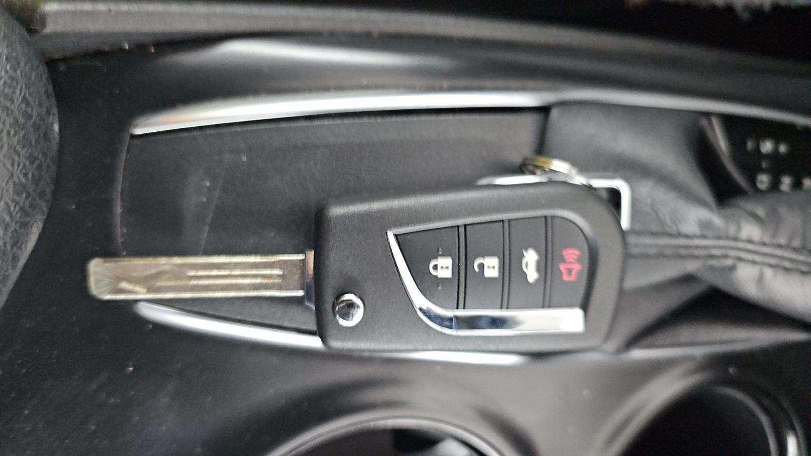 2019 Toyota Camry SE FWD