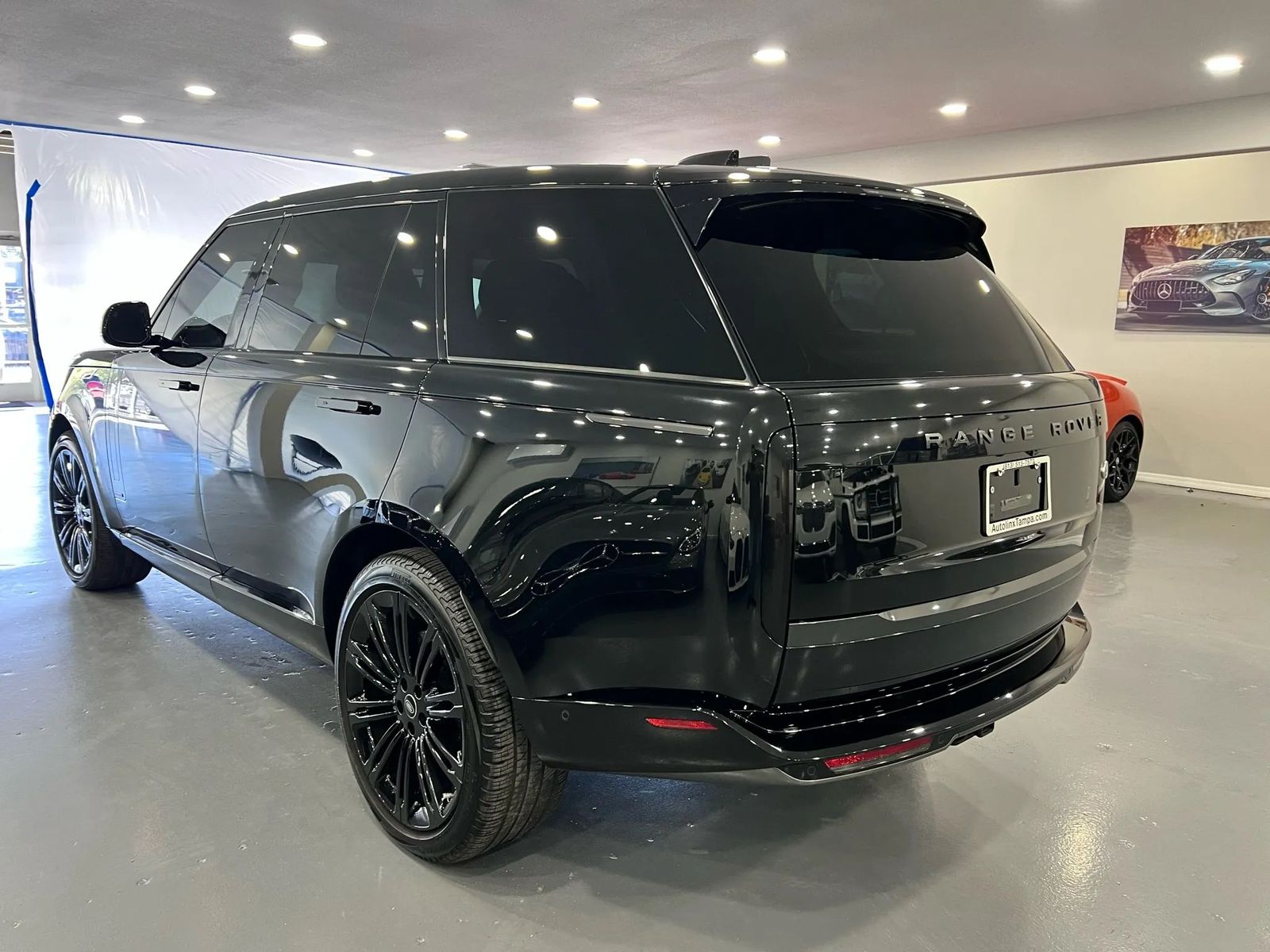 2023 Land Rover Range Rover Autobiography LWB AWD