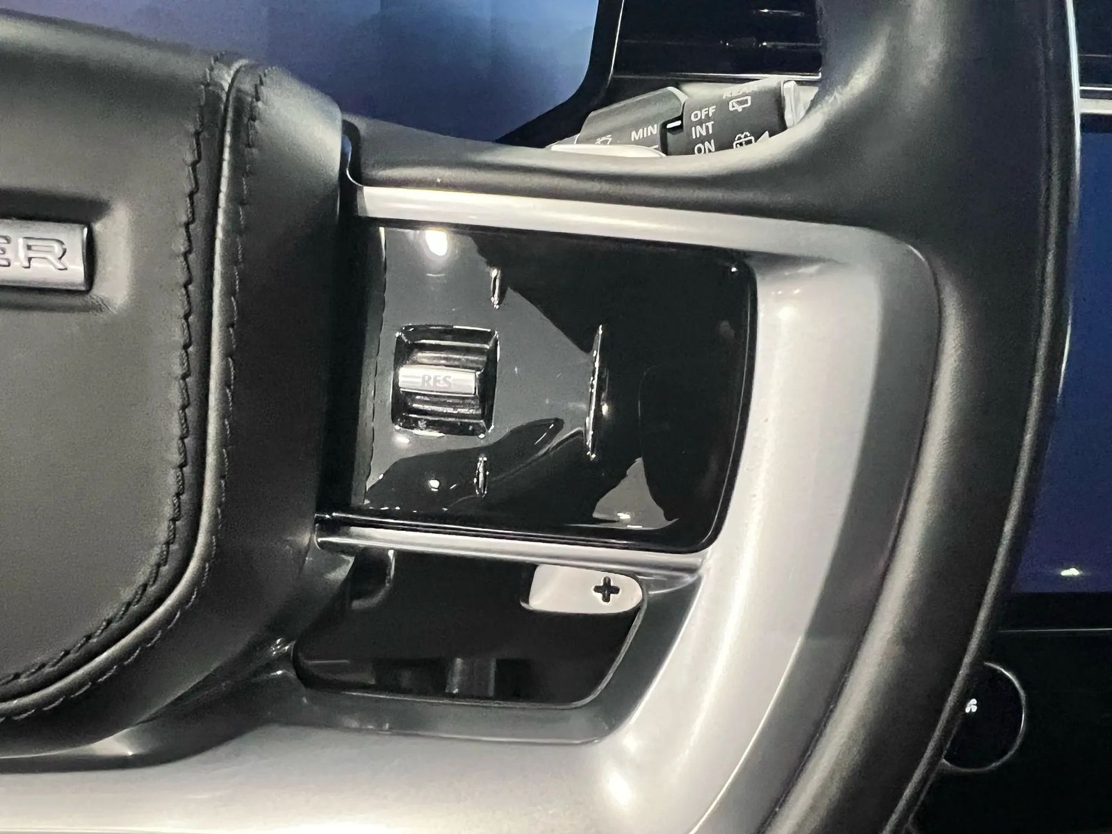 2023 Land Rover Range Rover Autobiography LWB AWD