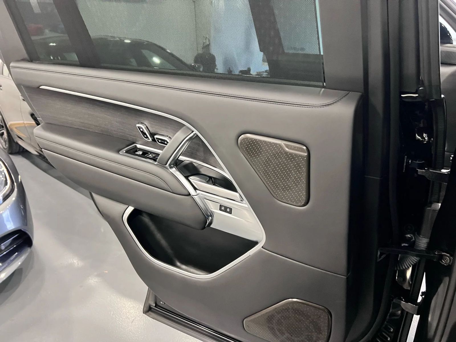 2023 Land Rover Range Rover Autobiography LWB AWD