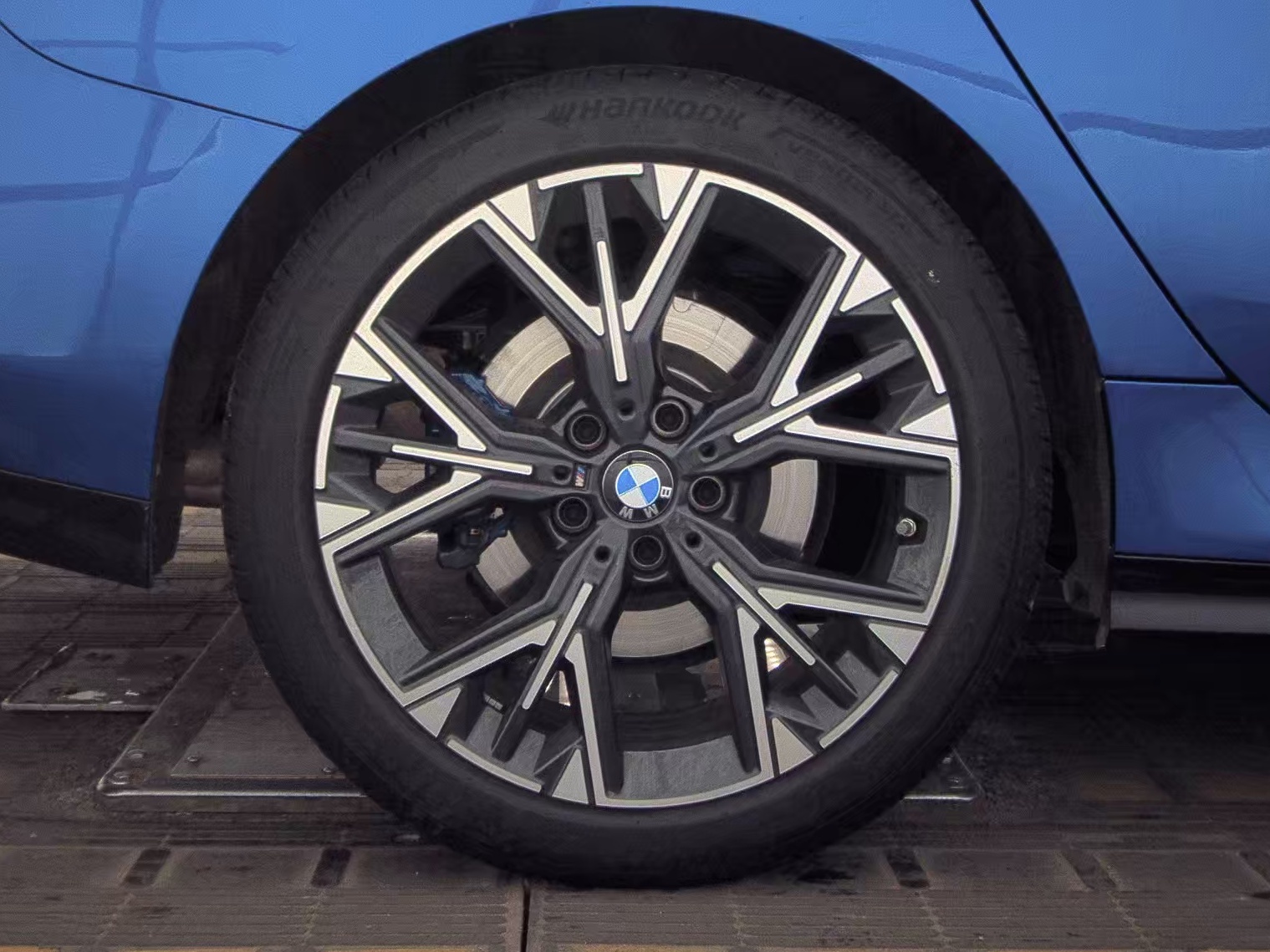 2025 BMW 2 Series 228i xDrive AWD