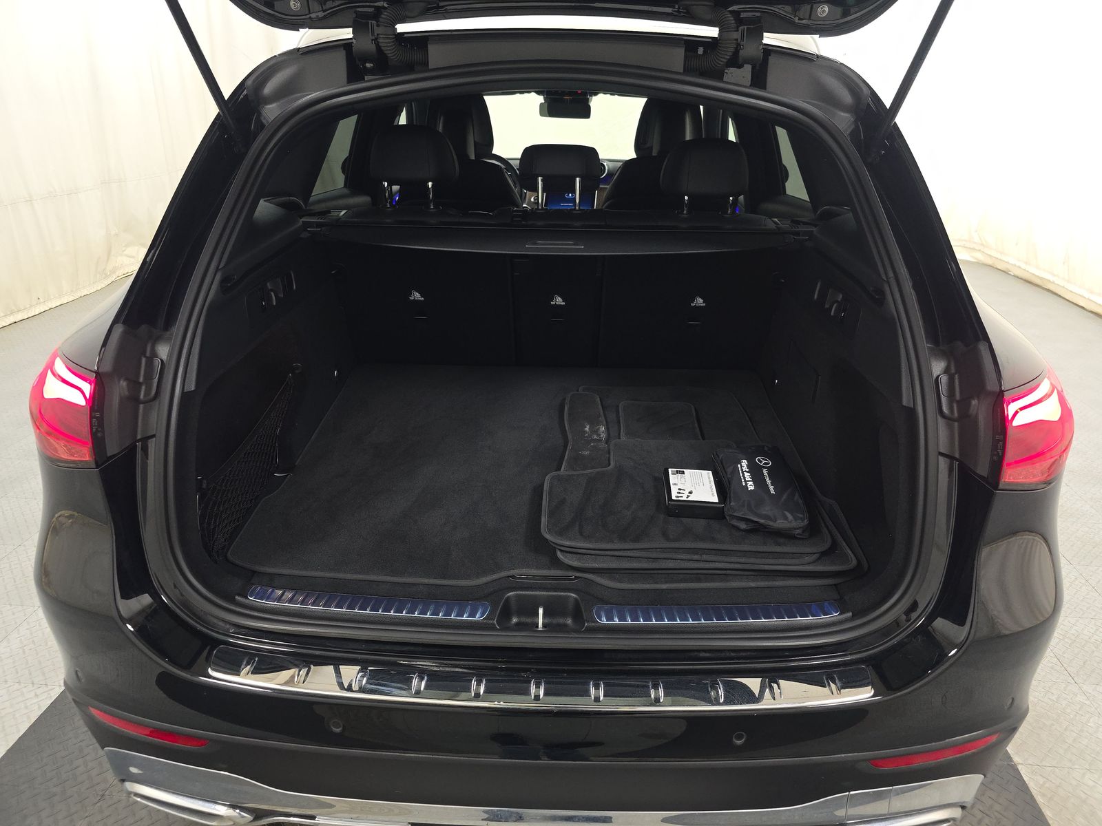 2025 Mercedes-Benz GLC GLC 300 AWD