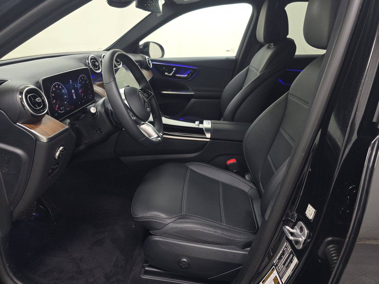 2025 Mercedes-Benz GLC GLC 300 AWD