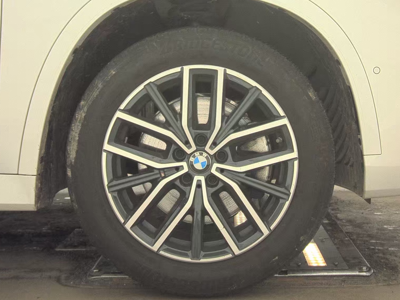 2025 BMW X1 xDrive28i AWD